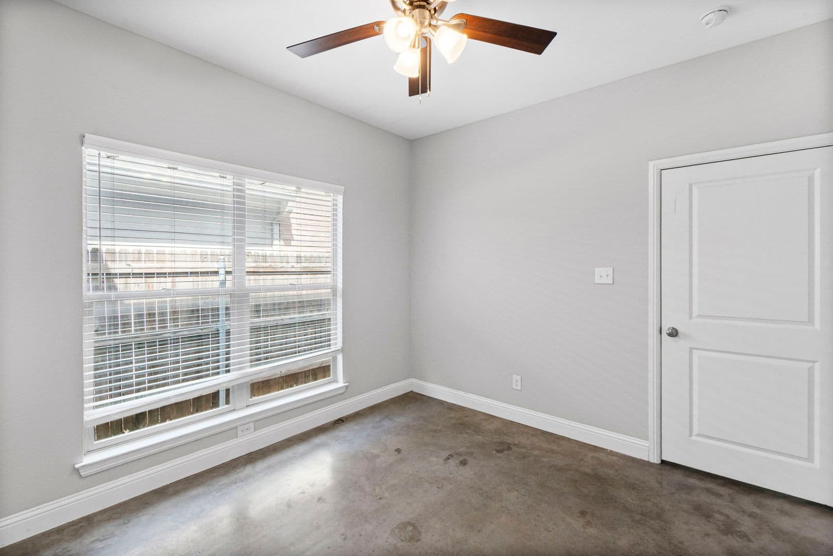 Fort Worth House: 2704 Gordon Ave - 1