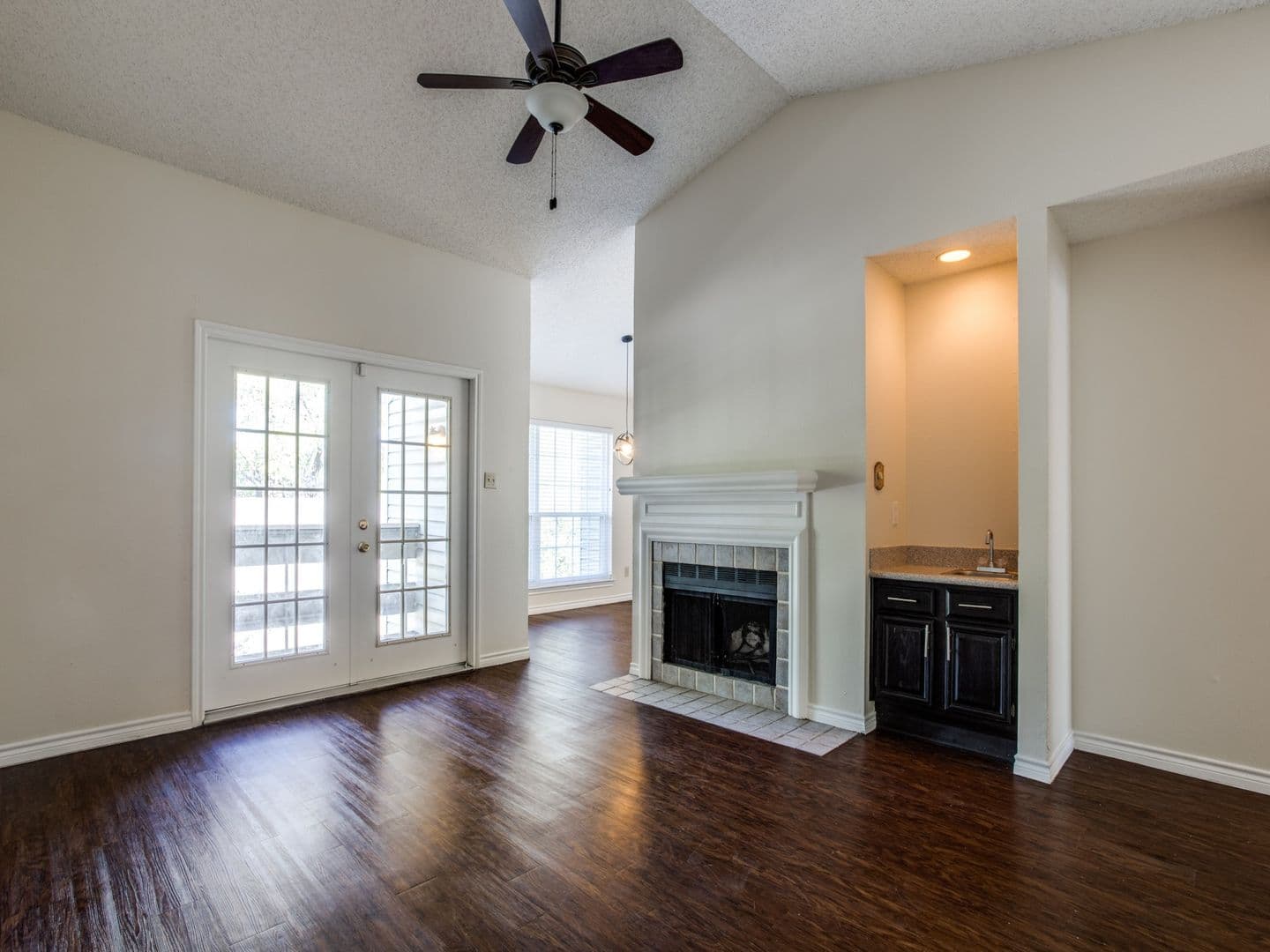 Dallas House: 8550 Fair Oaks Crossing #204