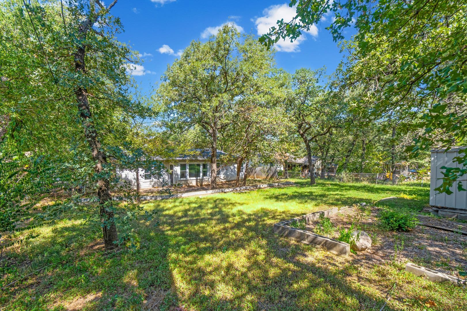 Fort Worth House: 2515 Yeager St