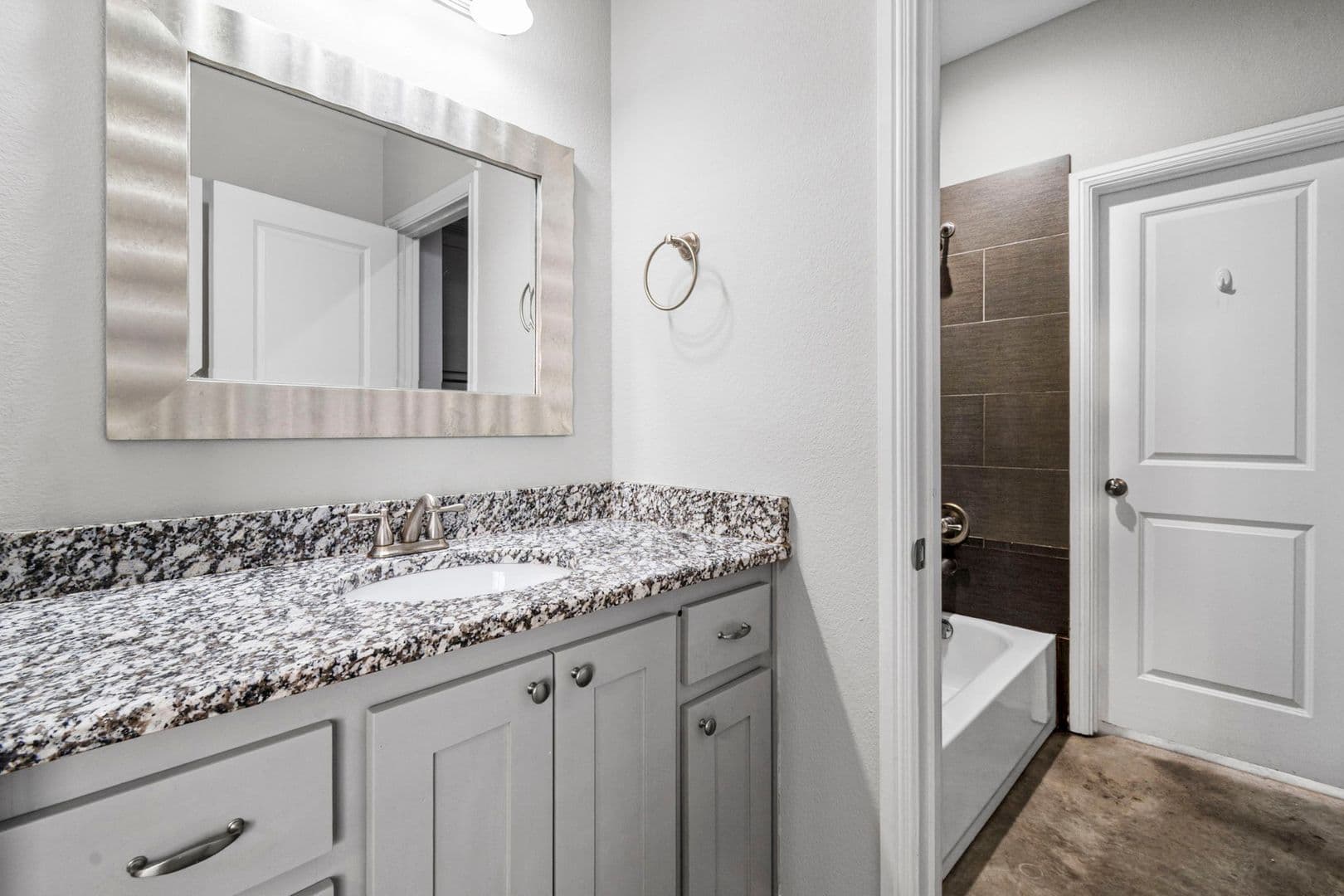 Fort Worth House: 2704 Gordon Ave - 1