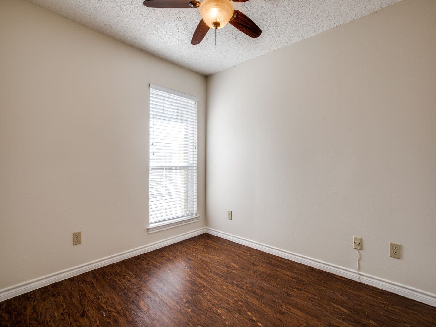 Dallas House: 8550 Fair Oaks Crossing #204