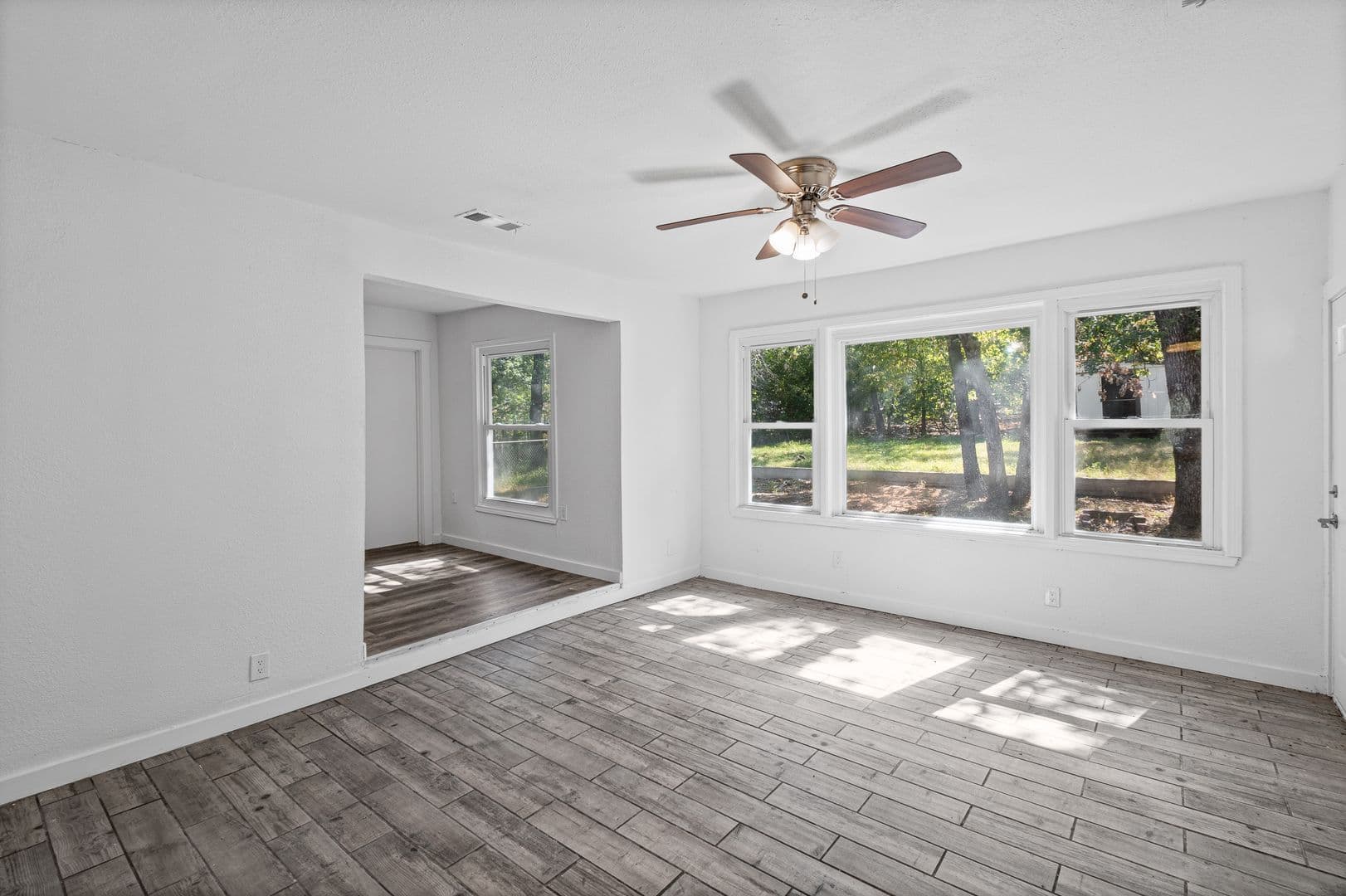 Fort Worth House: 2515 Yeager St