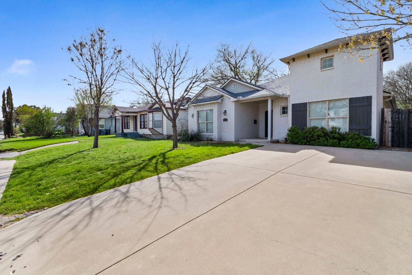 Fort Worth House: 2710 Gordon Ave. - 1