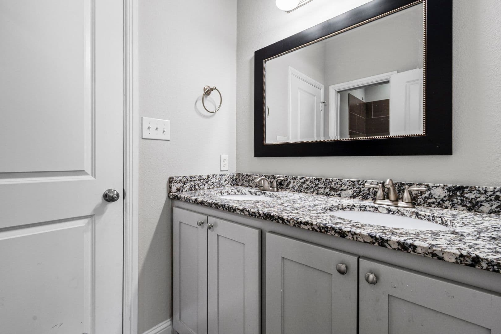 Fort Worth House: 2704 Gordon Ave - 1