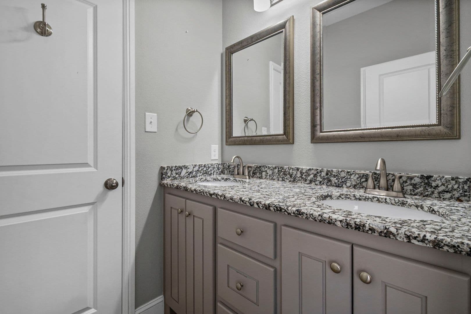 Fort Worth House: 2710 Gordon Ave. - 1