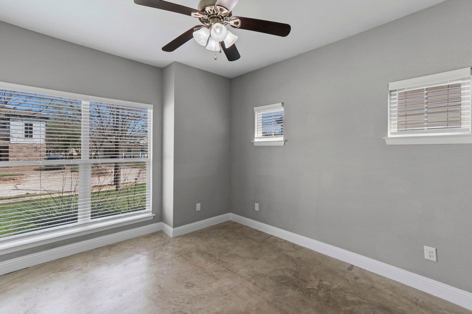 Fort Worth House: 2710 Gordon Ave. - 1