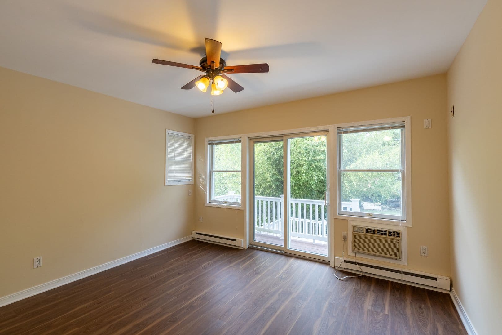 Highland Park Apartment: 110 N 2nd Ave