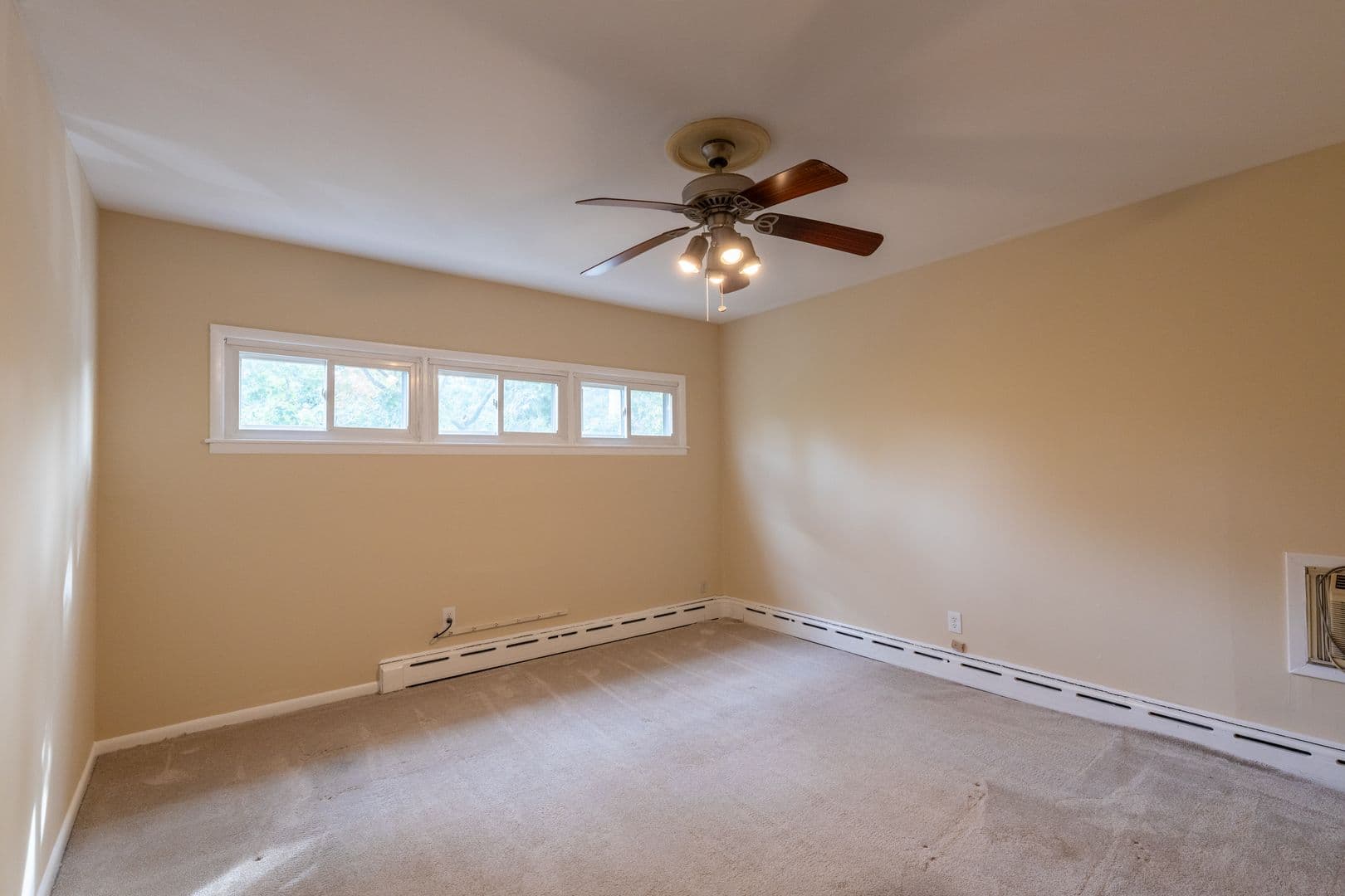 Highland Park Apartment: 110 N 2nd Ave