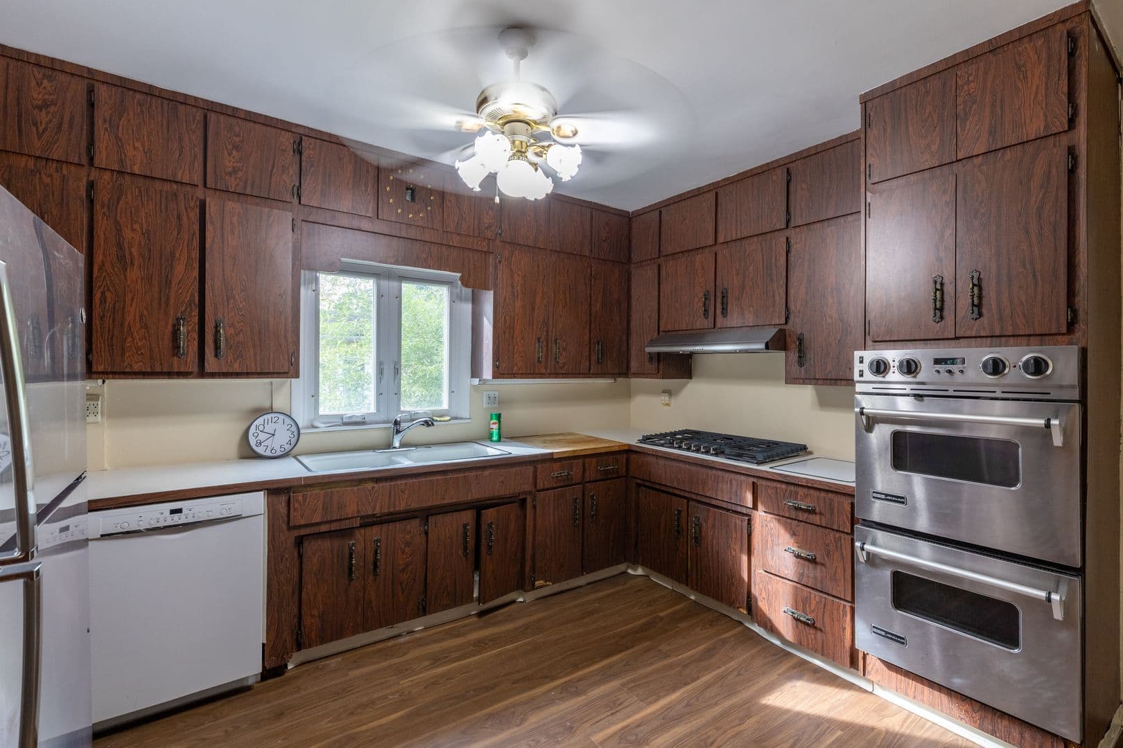 Highland Park Apartment: 110 N 2nd Ave