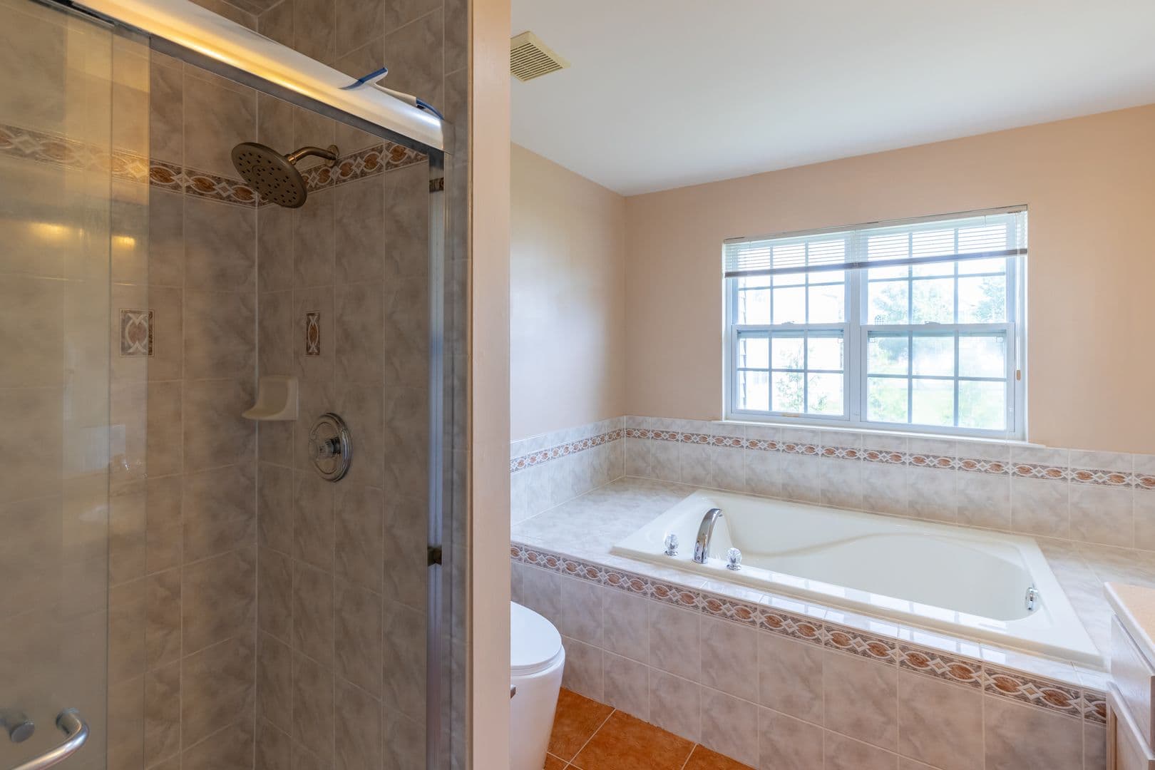 Franklin Park House: 87 Timber Hill Dr