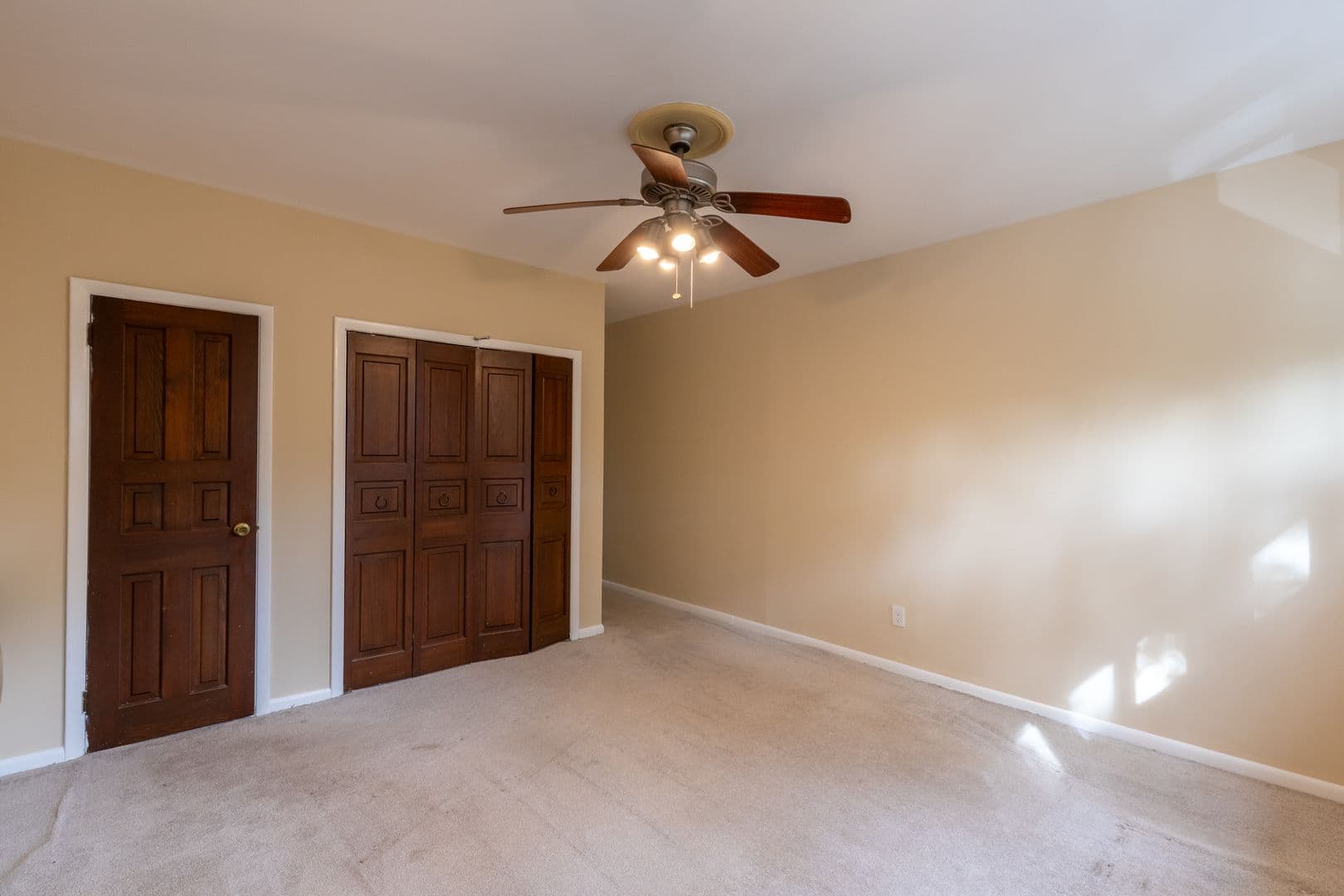Highland Park Apartment: 110 N 2nd Ave