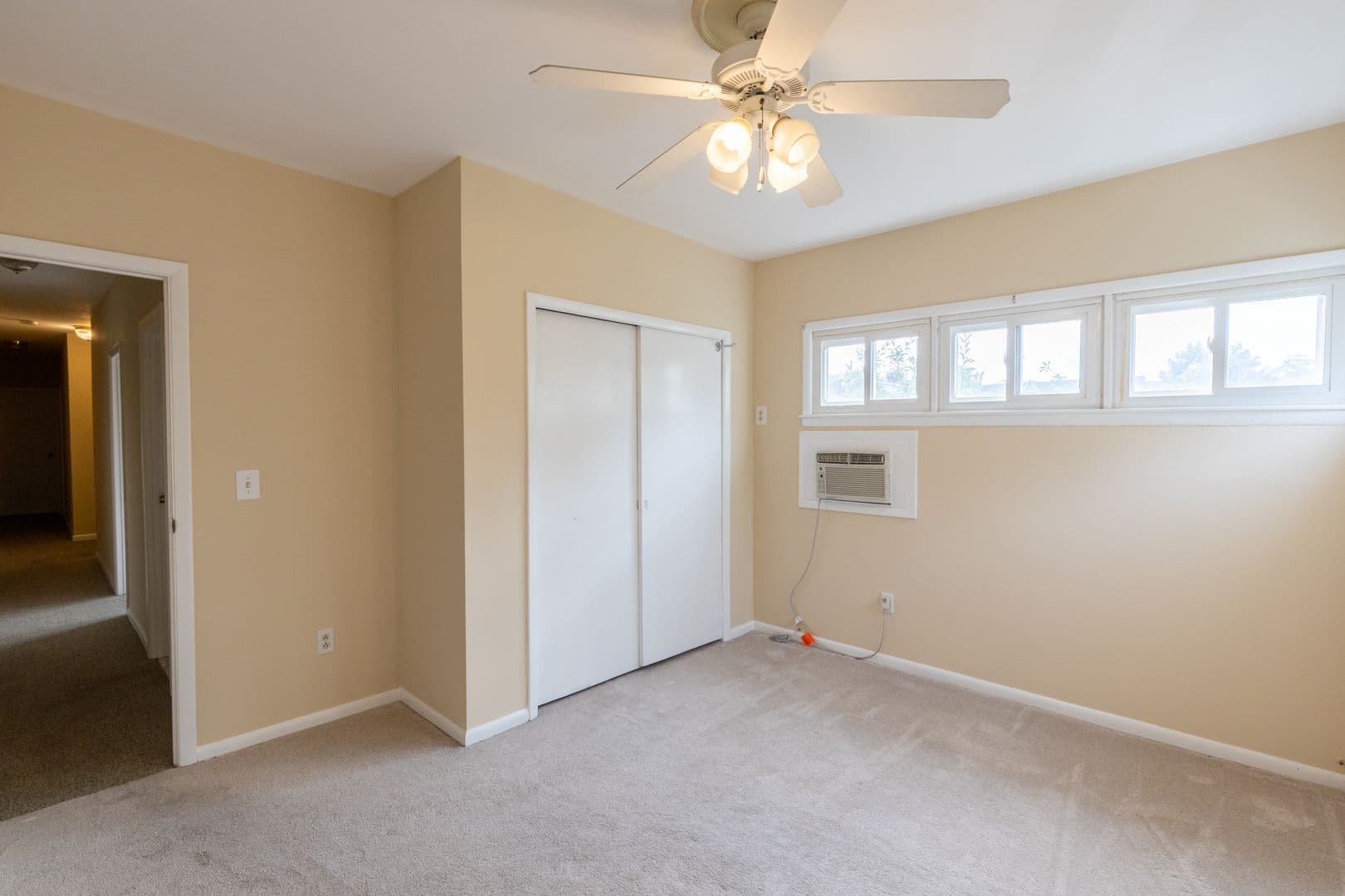 Highland Park Apartment: 110 N 2nd Ave
