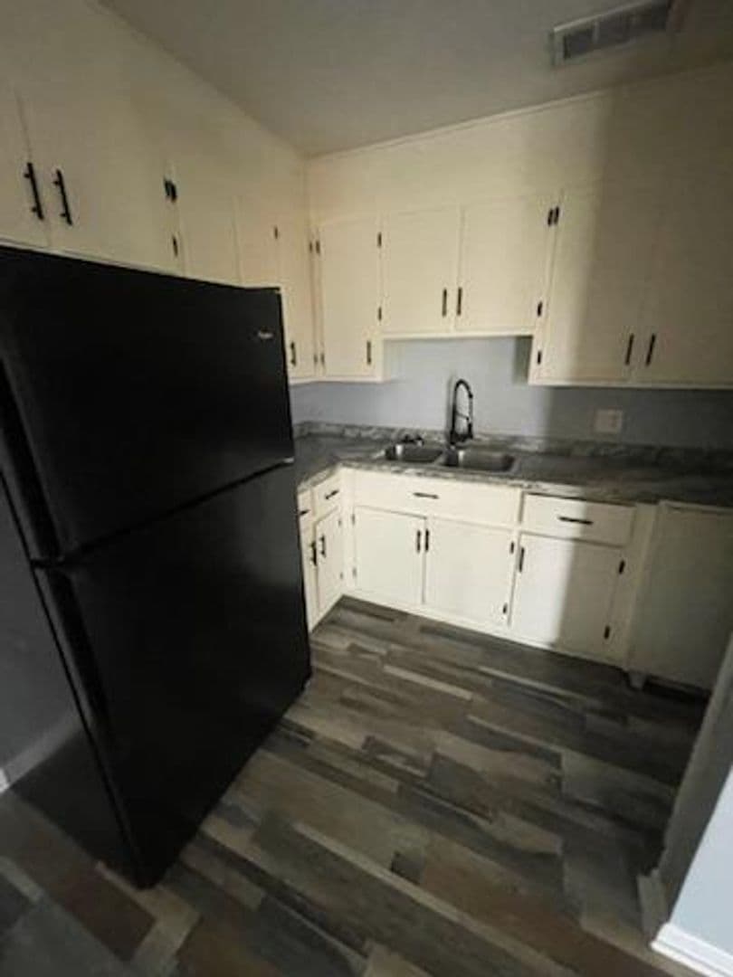 Weslaco Apartment: 103 Audrey Drive