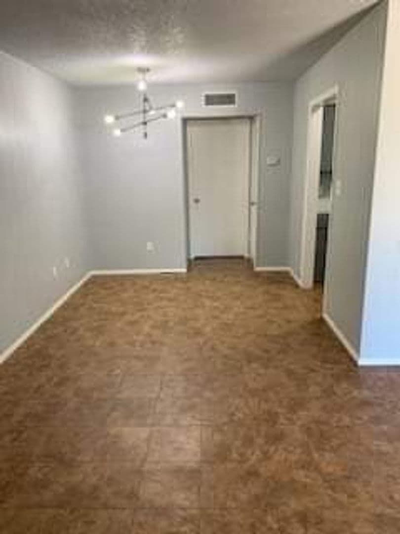 Weslaco Apartment: 301 E 4th St