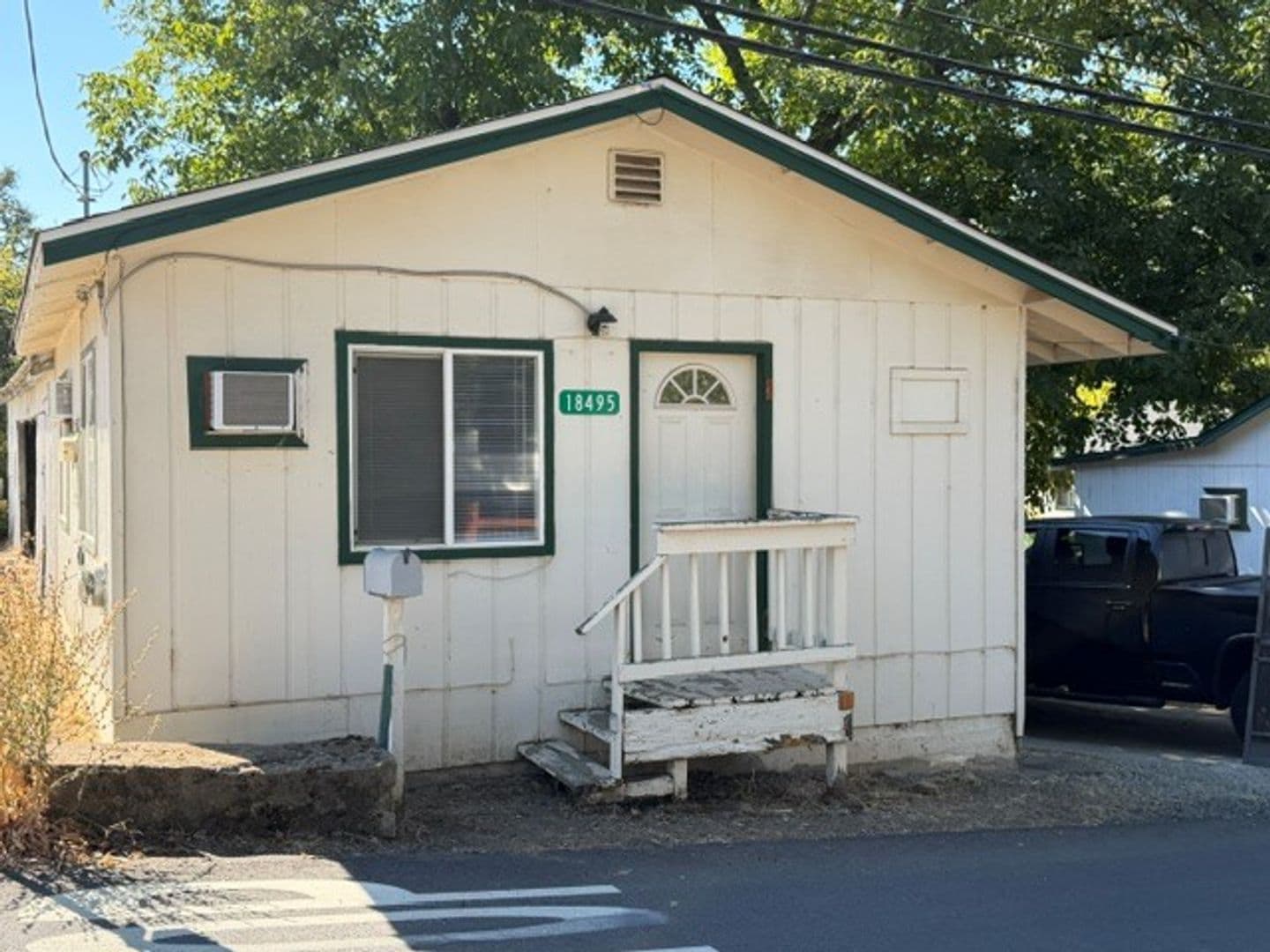Tuolumne House: 18495 Rozier