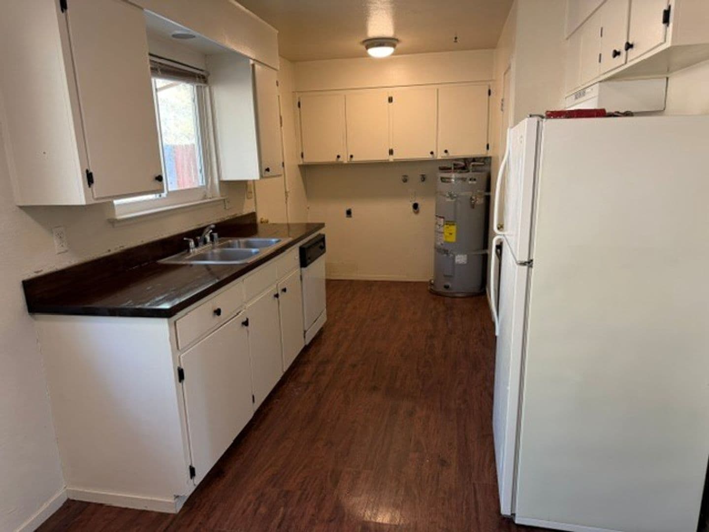 Sonora House: 19124Black Oak Road