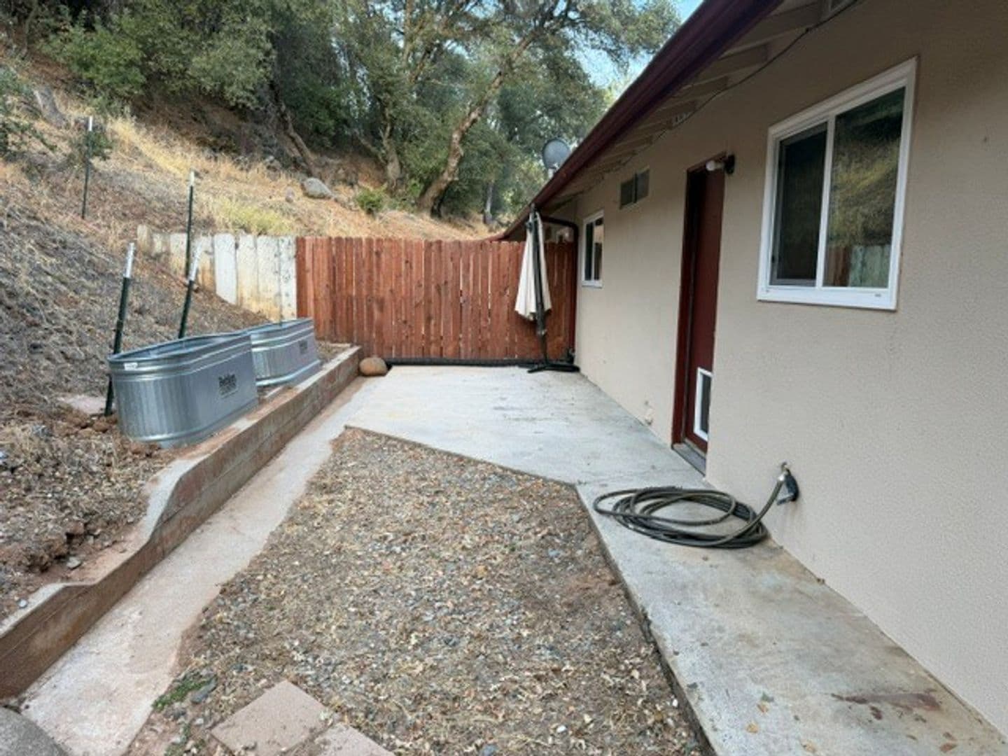 Sonora House: 19124Black Oak Road