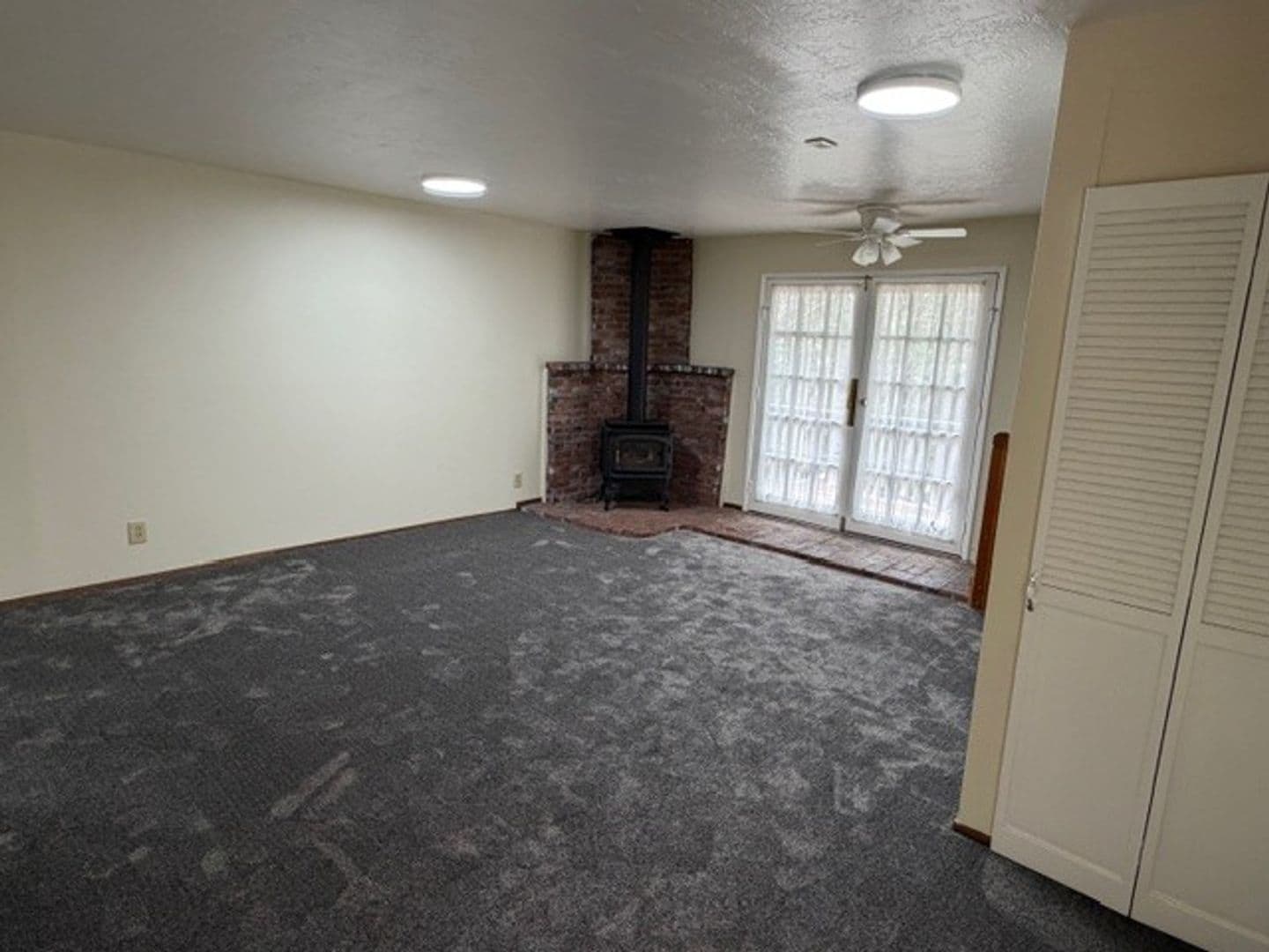 Twain Harte House: 22868 Black Hawk Drive