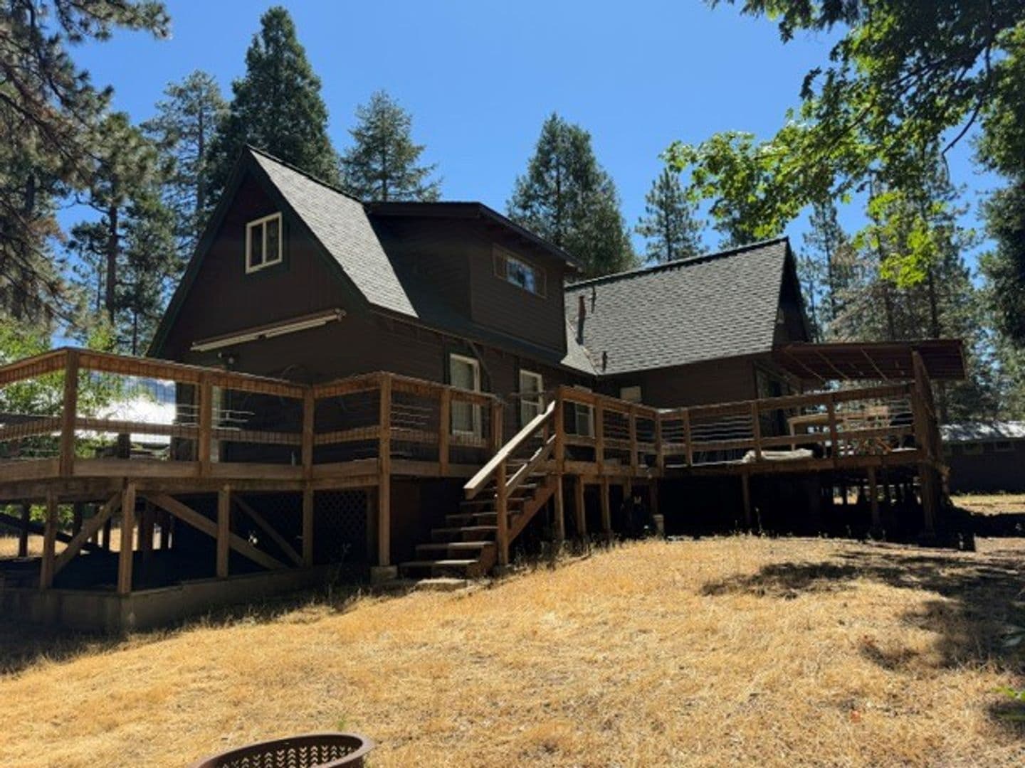 Mi-Wuk Village House: 25088 State Highway 108