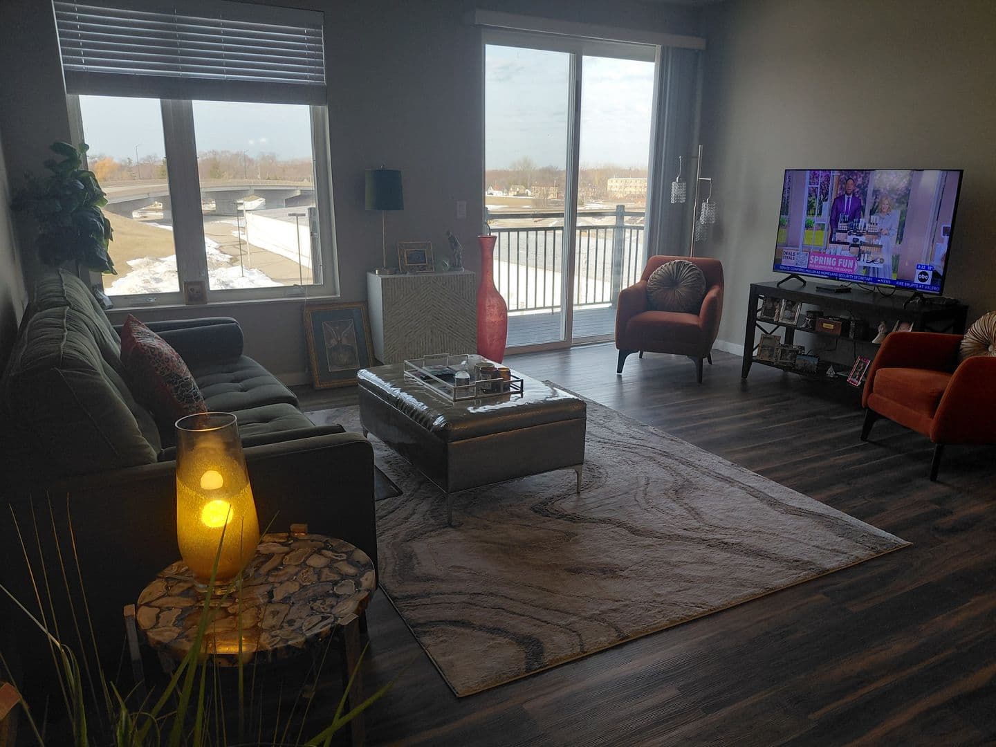 Neenah Apartment: 215 Main Street