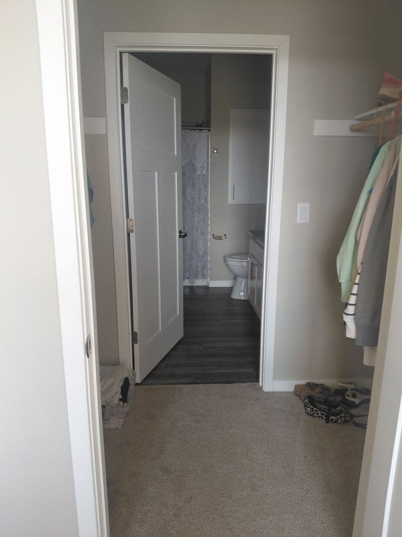 Neenah Apartment: 215 Main Street