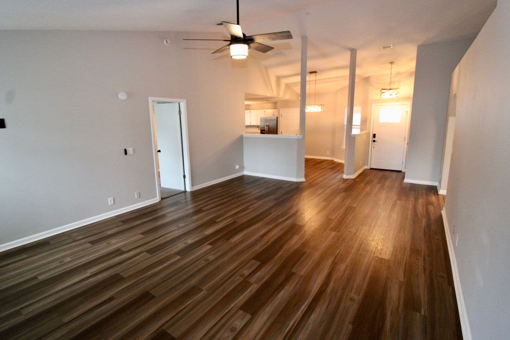 Kingsland House: 200 Chestnut Court