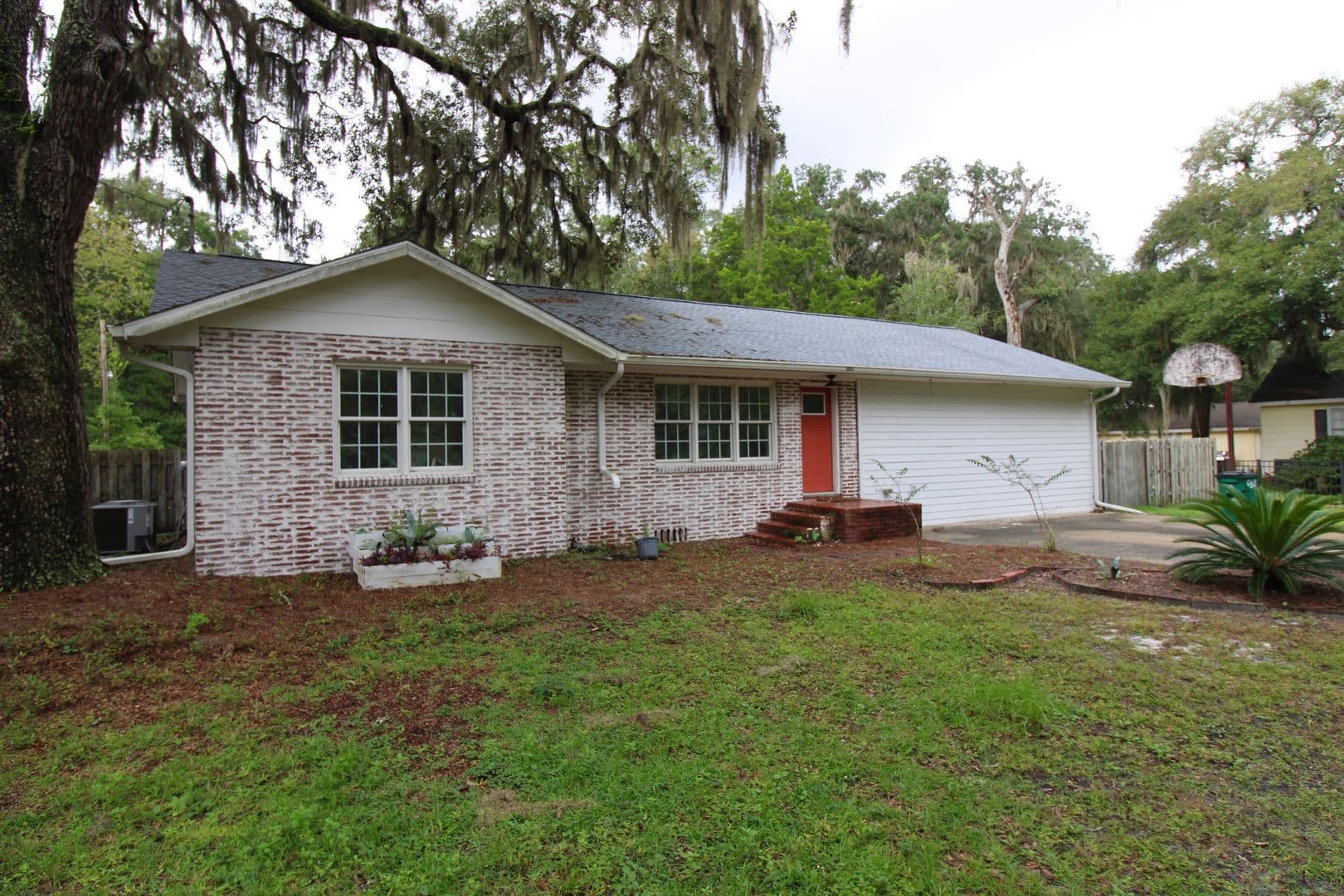 St. Marys House: 303 Mahan Street