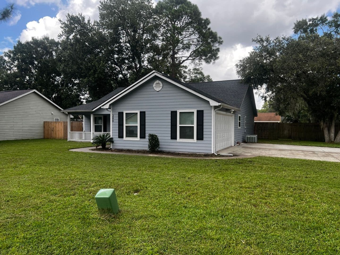 Kingsland House: 200 Chestnut Court
