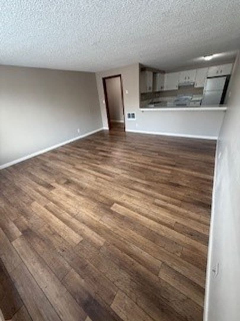 Bend Apartment: 111 SE Cleveland Ave