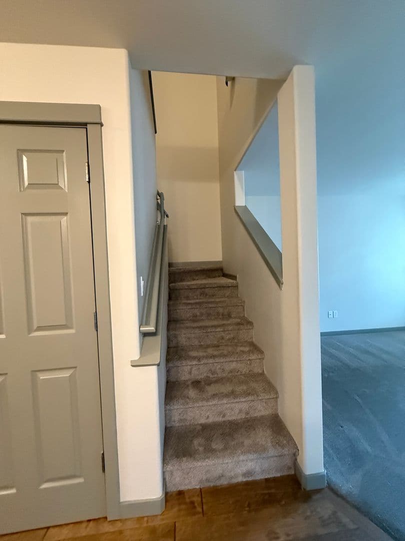 Bend Apartment: 1874-1880 NW Monterey Pines Dr.