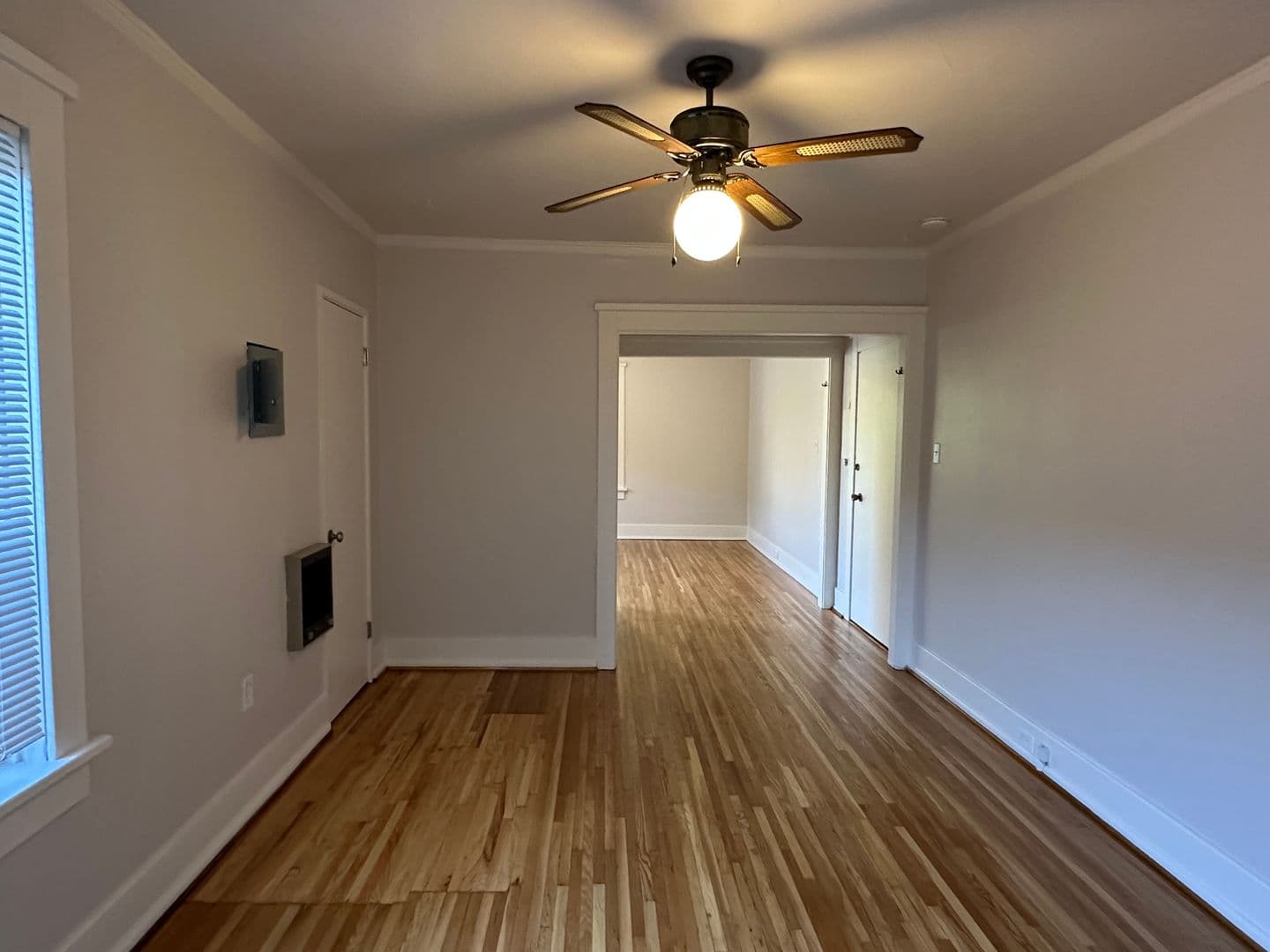 Portland Apartment: 829 SE 15th Ave