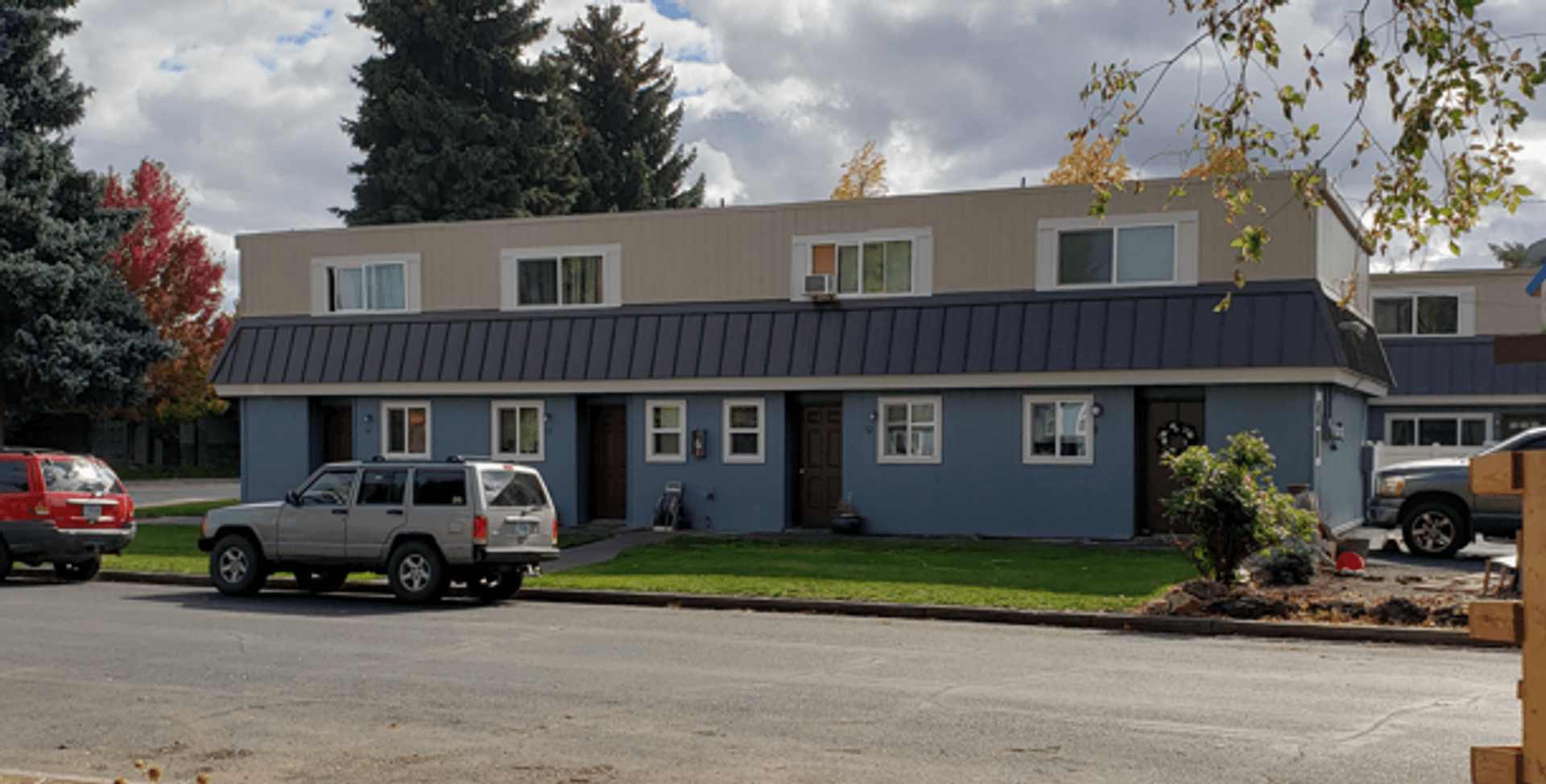 Redmond Apartment: 937 SW 11th Street