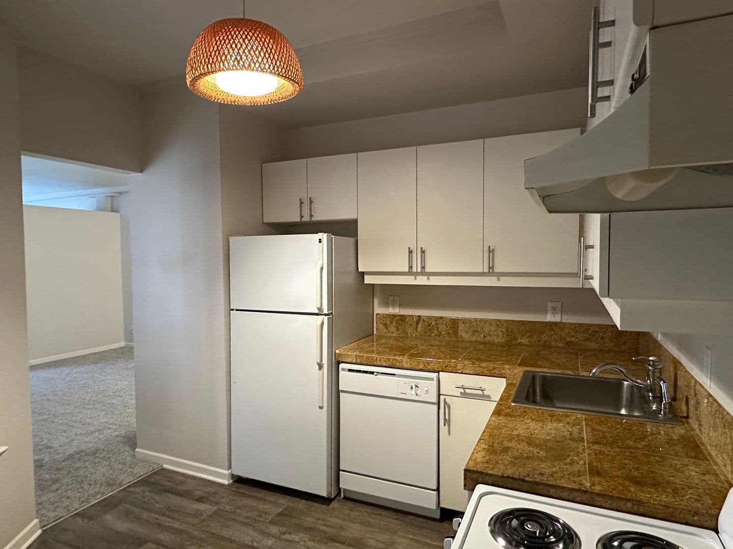 Portland Apartment: 530 NW 23rd Ave.