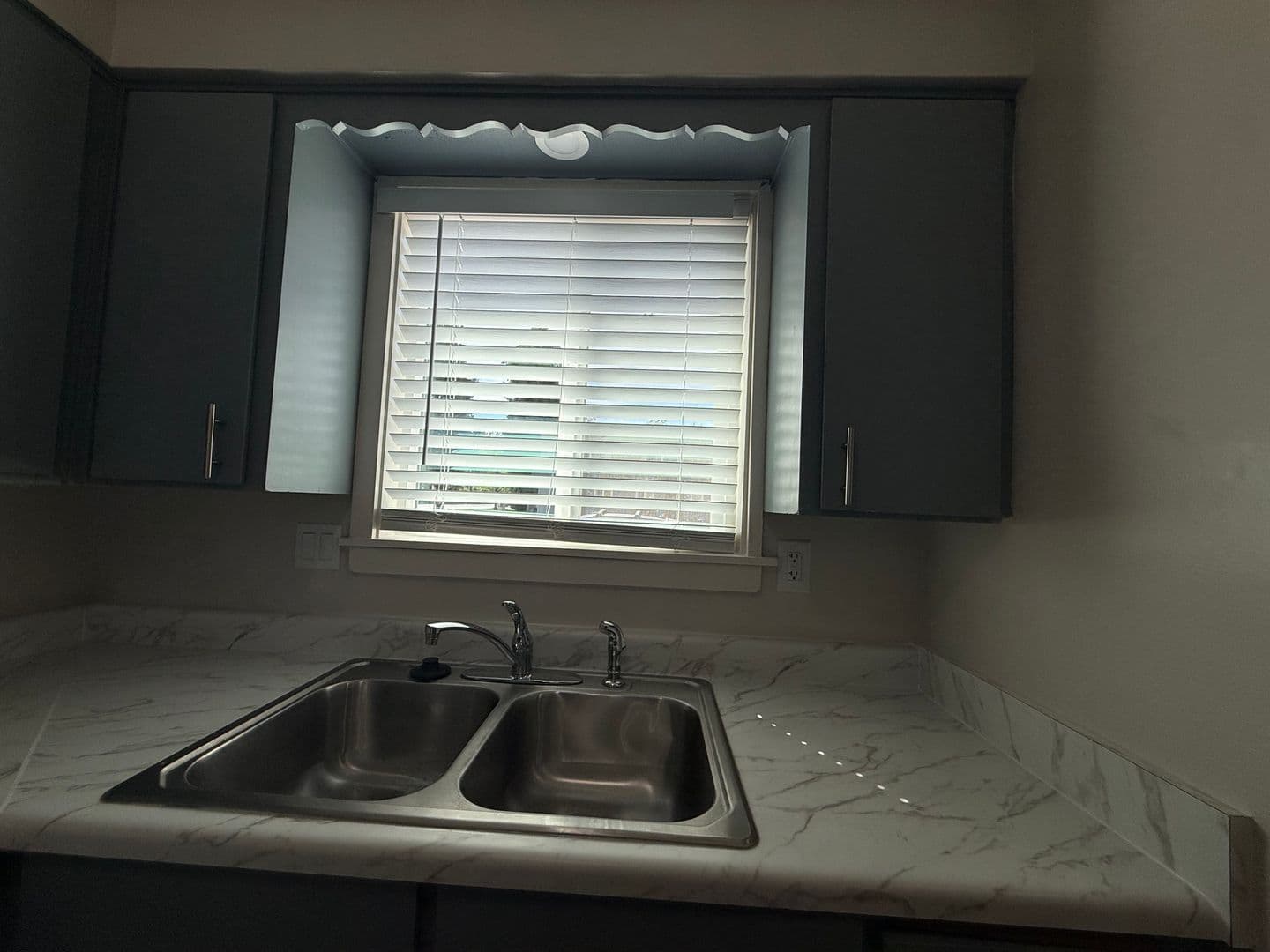 Redmond Apartment: 937 SW 11th Street