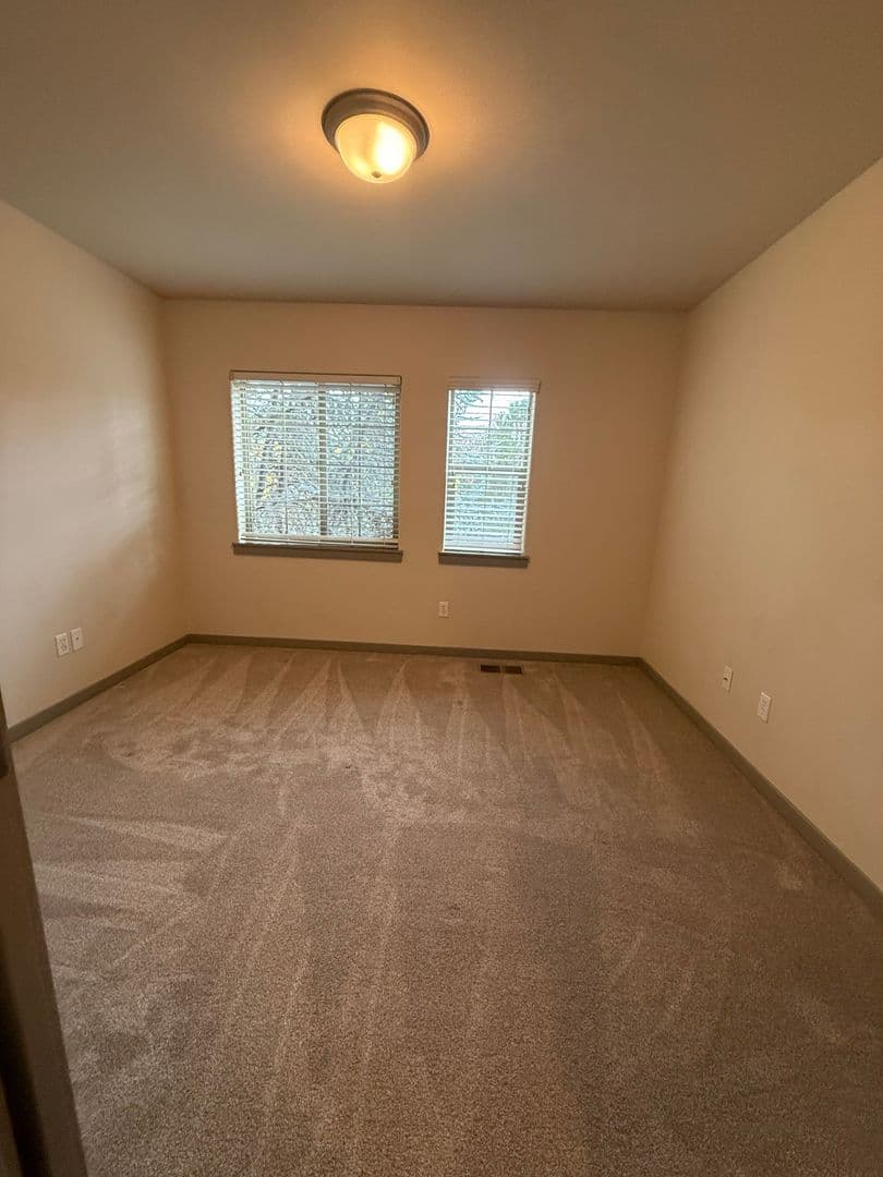 Bend Apartment: 1874-1880 NW Monterey Pines Dr.