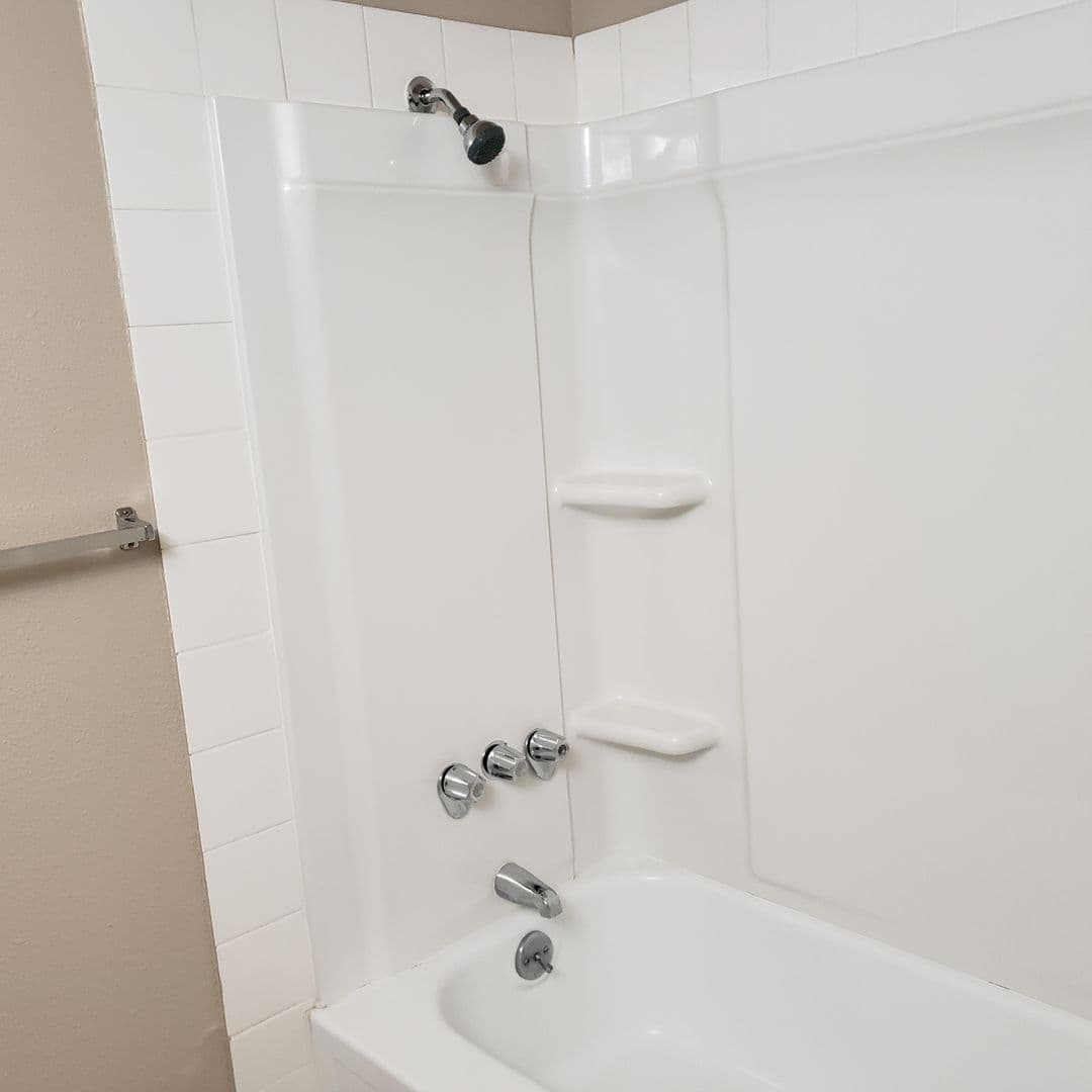 Bend Apartment: 111 SE Cleveland Ave