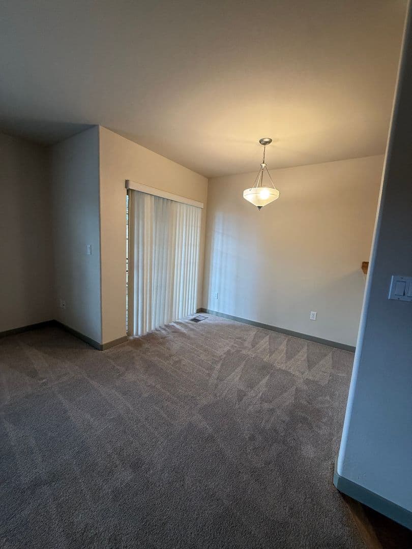 Bend Apartment: 1874-1880 NW Monterey Pines Dr.