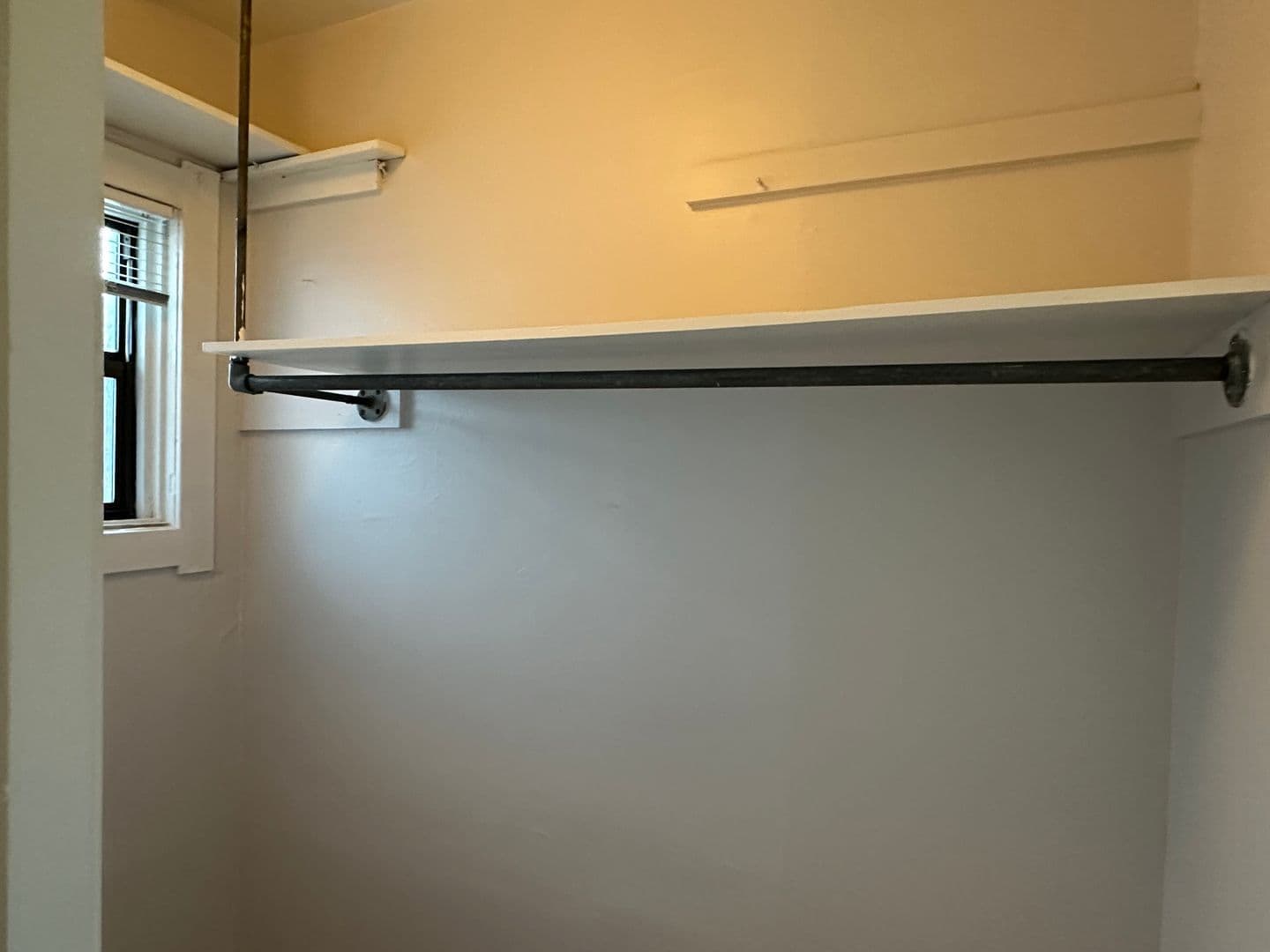Portland Apartment: 829 SE 15th Ave