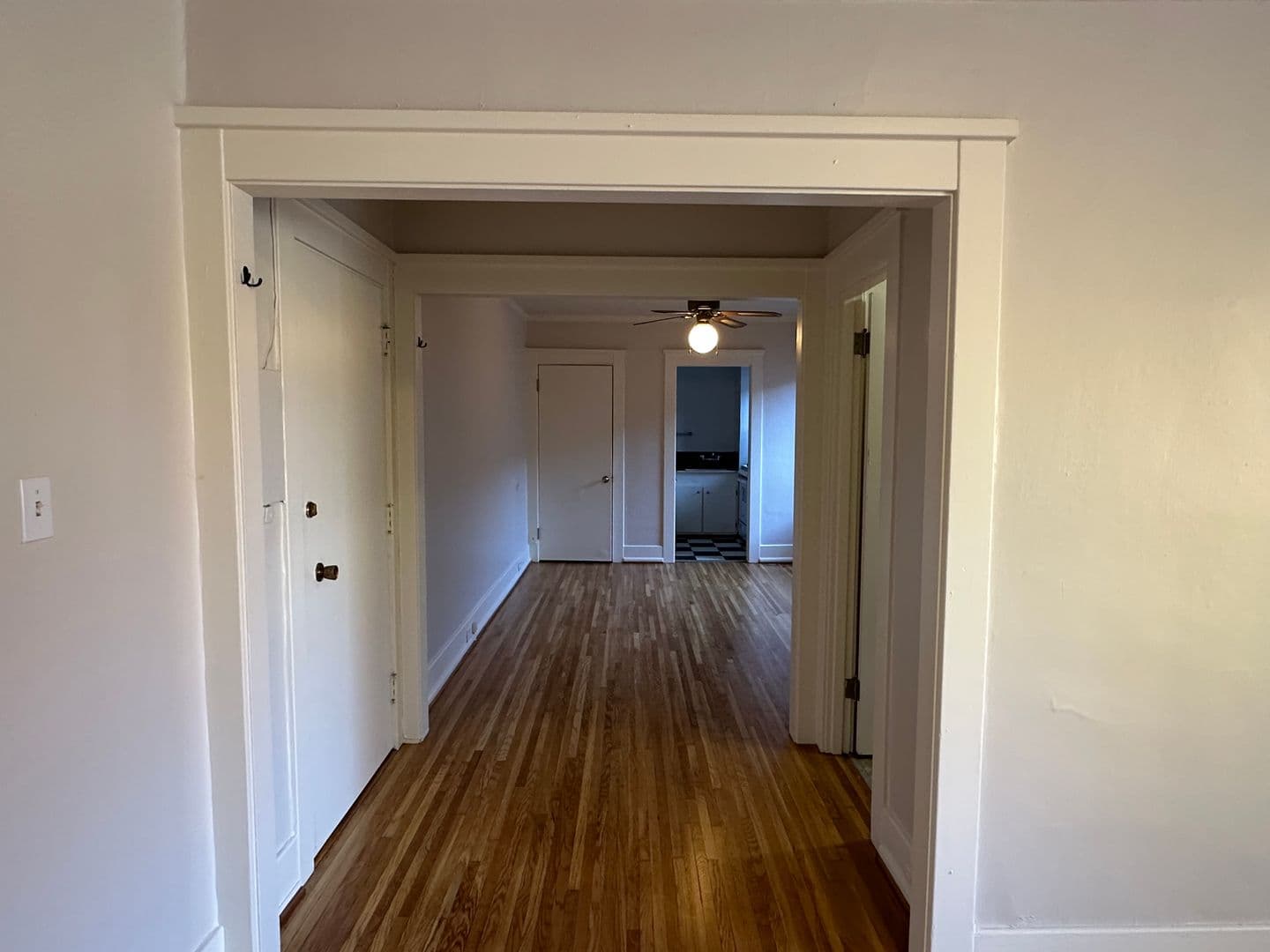 Portland Apartment: 829 SE 15th Ave