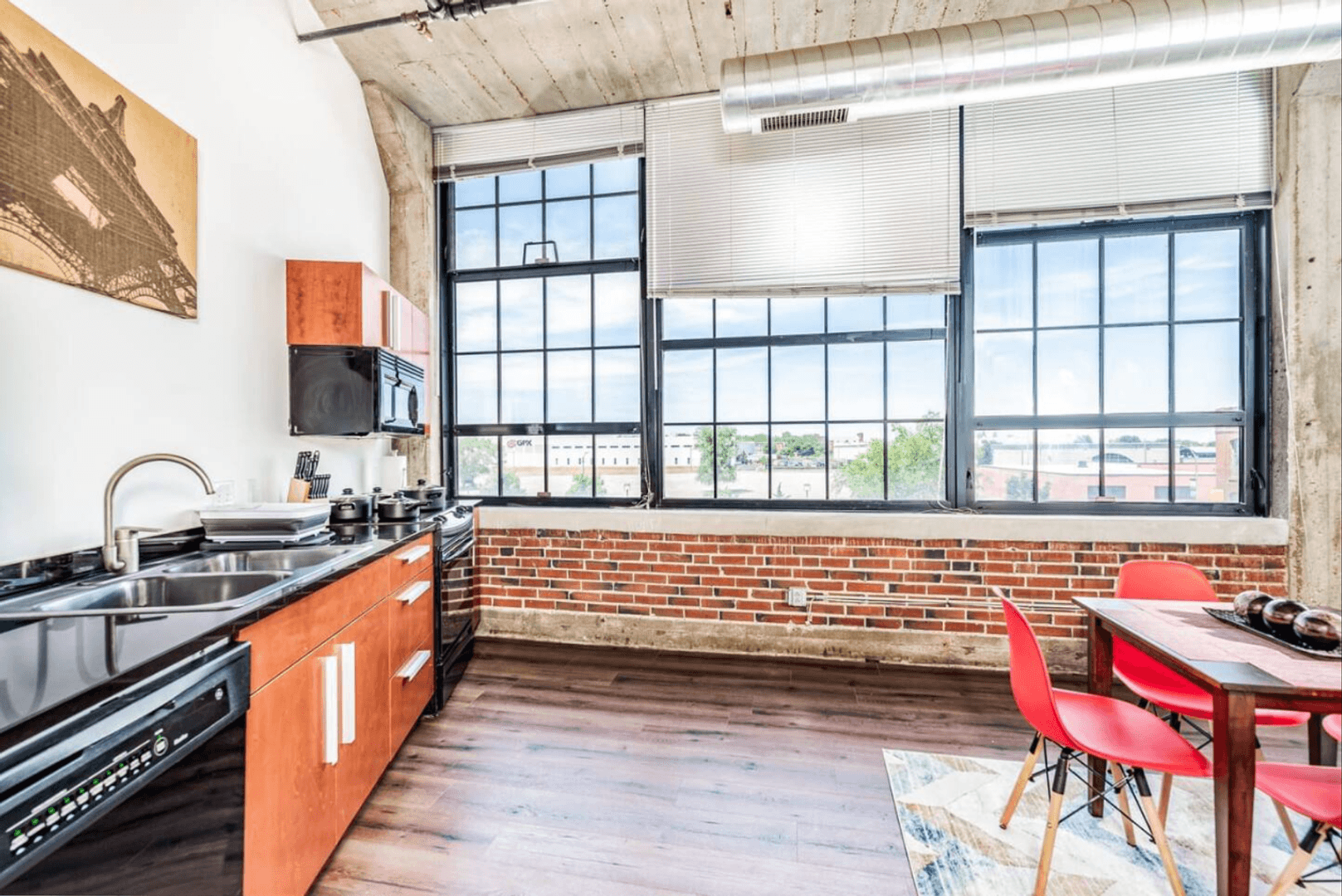 Saint Louis Apartment: 715 N. 21st Street