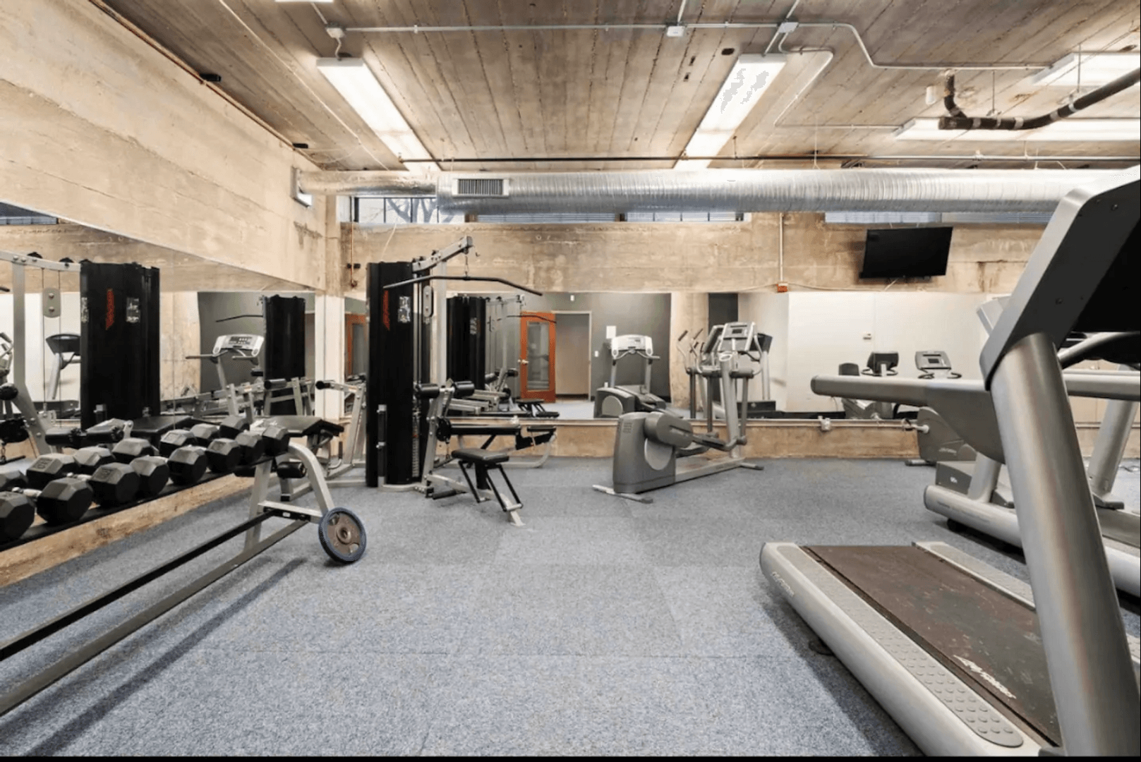 Saint Louis Apartment: 715 N. 21st Street