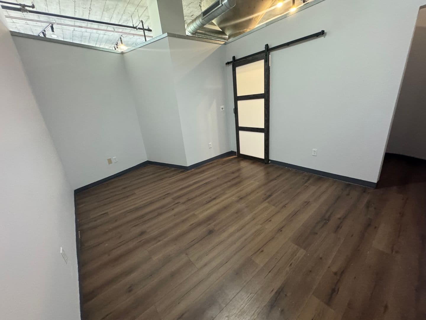 Saint Louis Apartment: 715 N. 21st Street