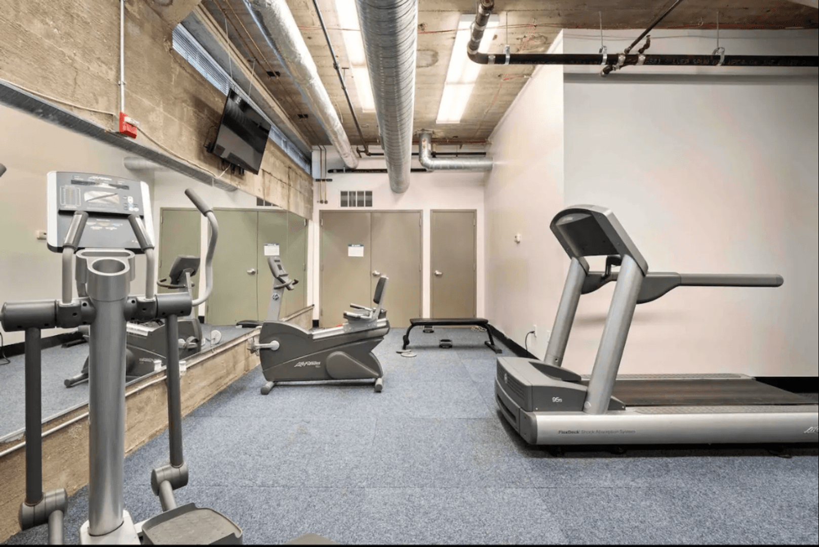 Saint Louis Apartment: 715 N. 21st Street