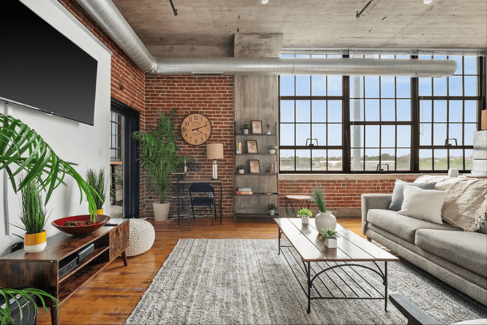 Saint Louis Apartment: 715 N. 21st Street