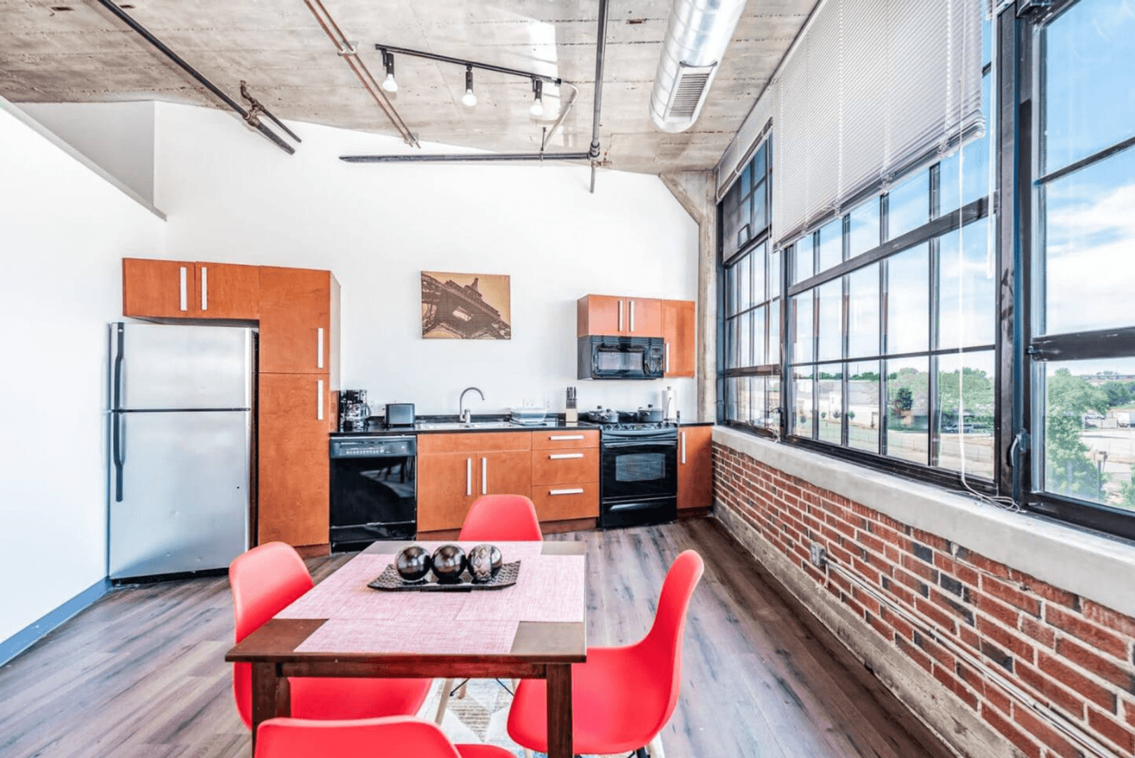 Saint Louis Apartment: 715 N. 21st Street