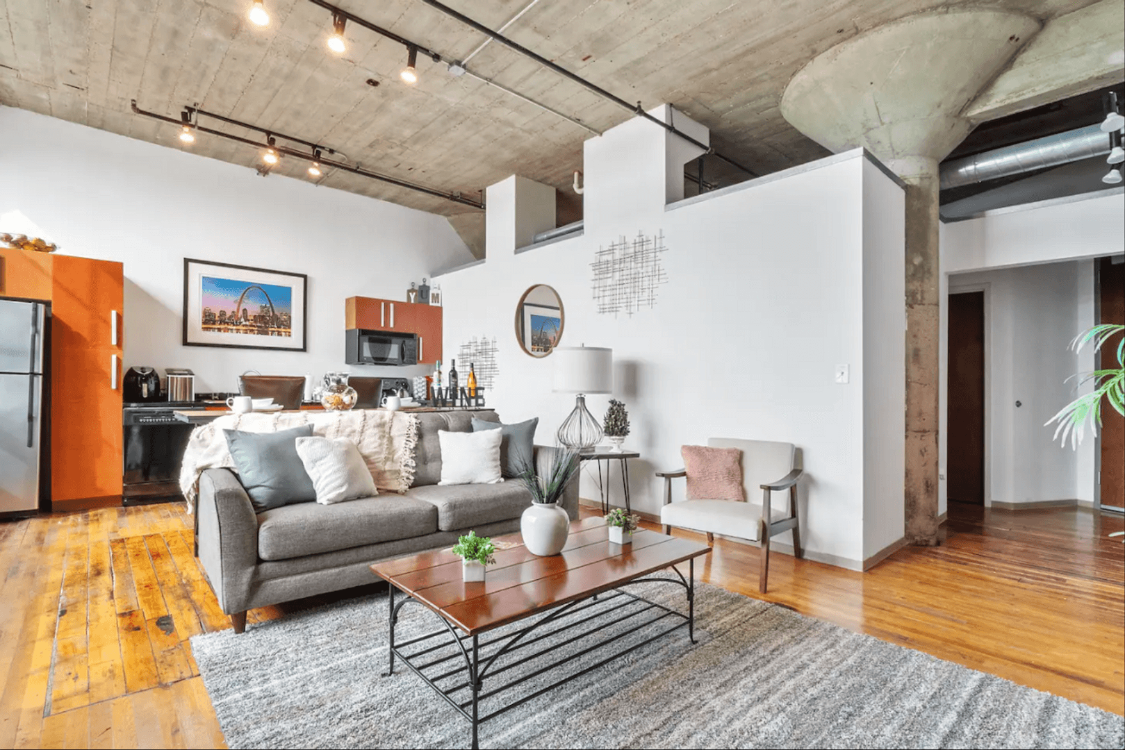 Saint Louis Apartment: 715 N. 21st Street