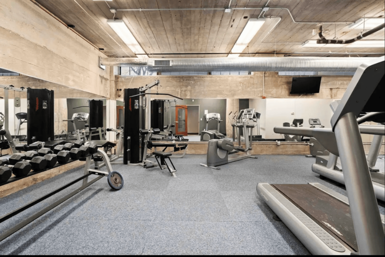 Saint Louis Apartment: 715 N. 21st Street