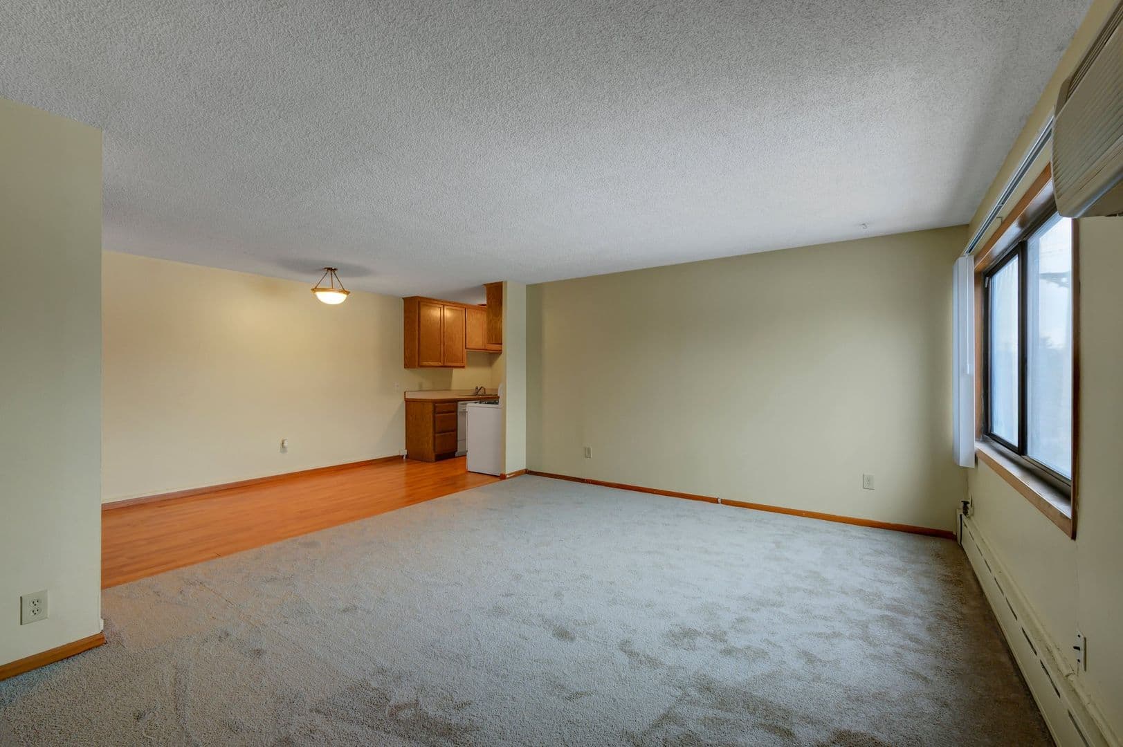 Saint Louis Park Apartment: 4320 36 1/2 St