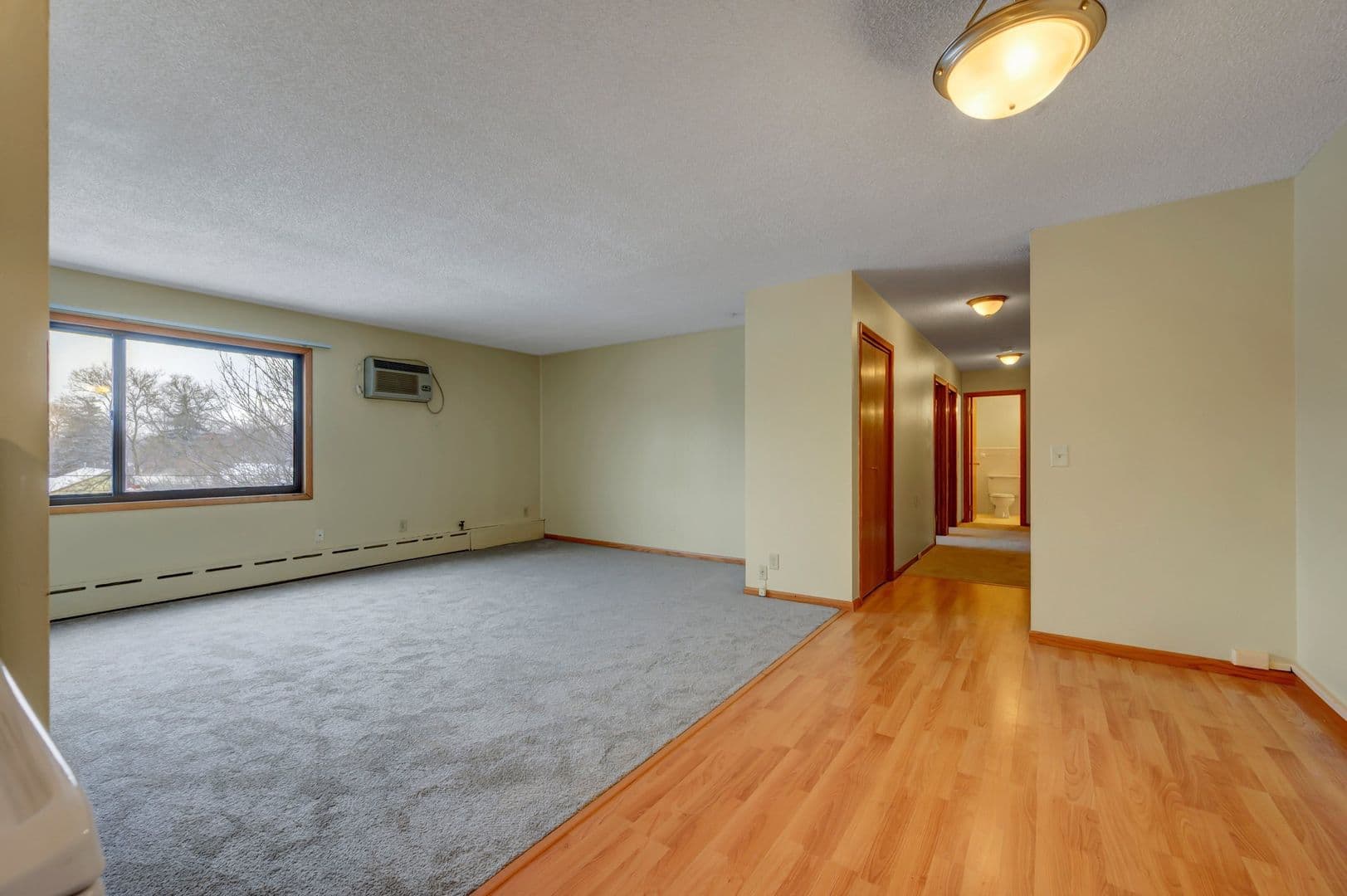 Saint Louis Park Apartment: 4320 36 1/2 St