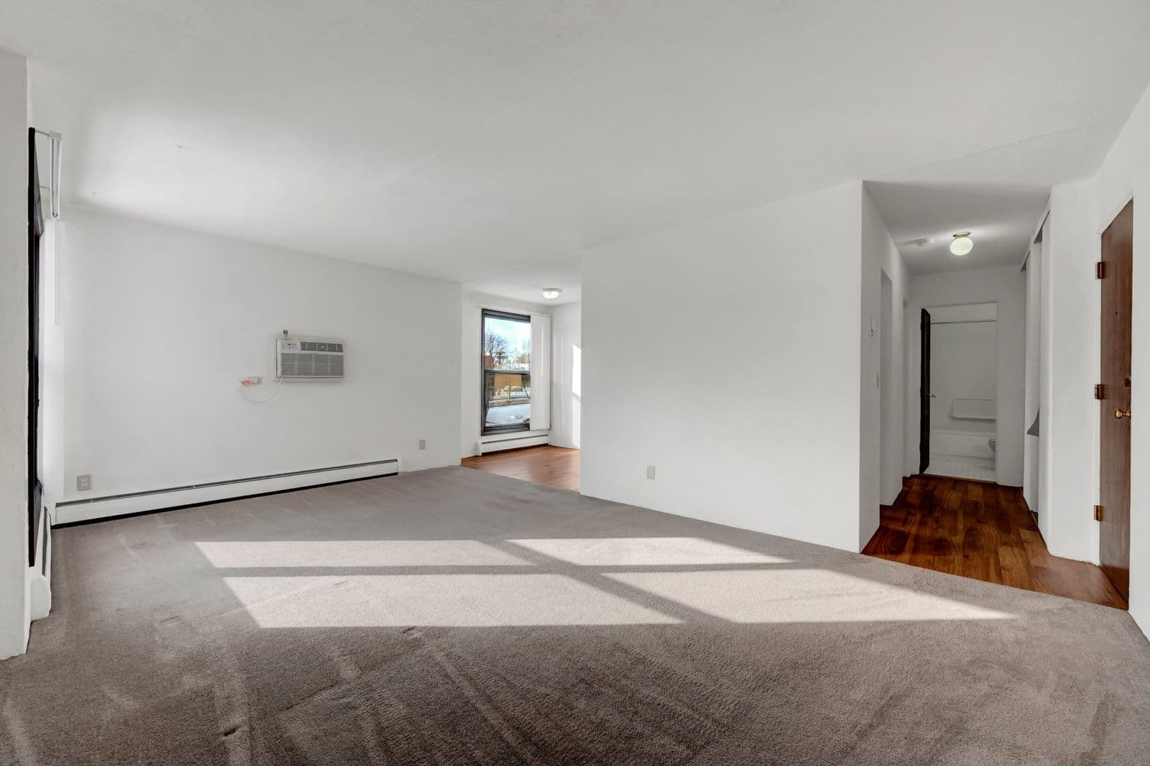 St. Louis Park Apartment: 8800 - 8824 West 36th street